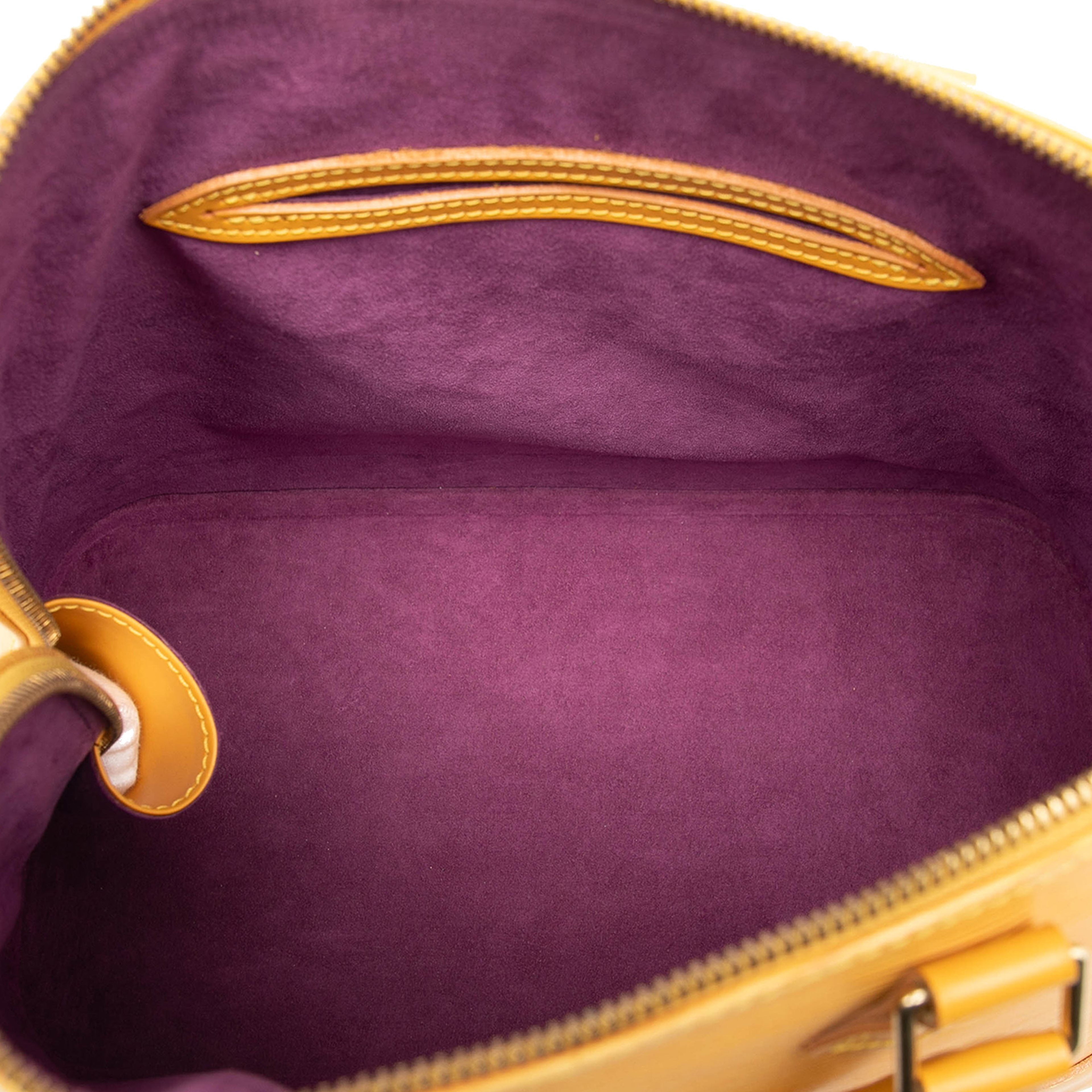 Louis Vuitton Epi Alma Pm, från Luxclusif, i färgen yellow. Klicka för att öppna bilden i stort format