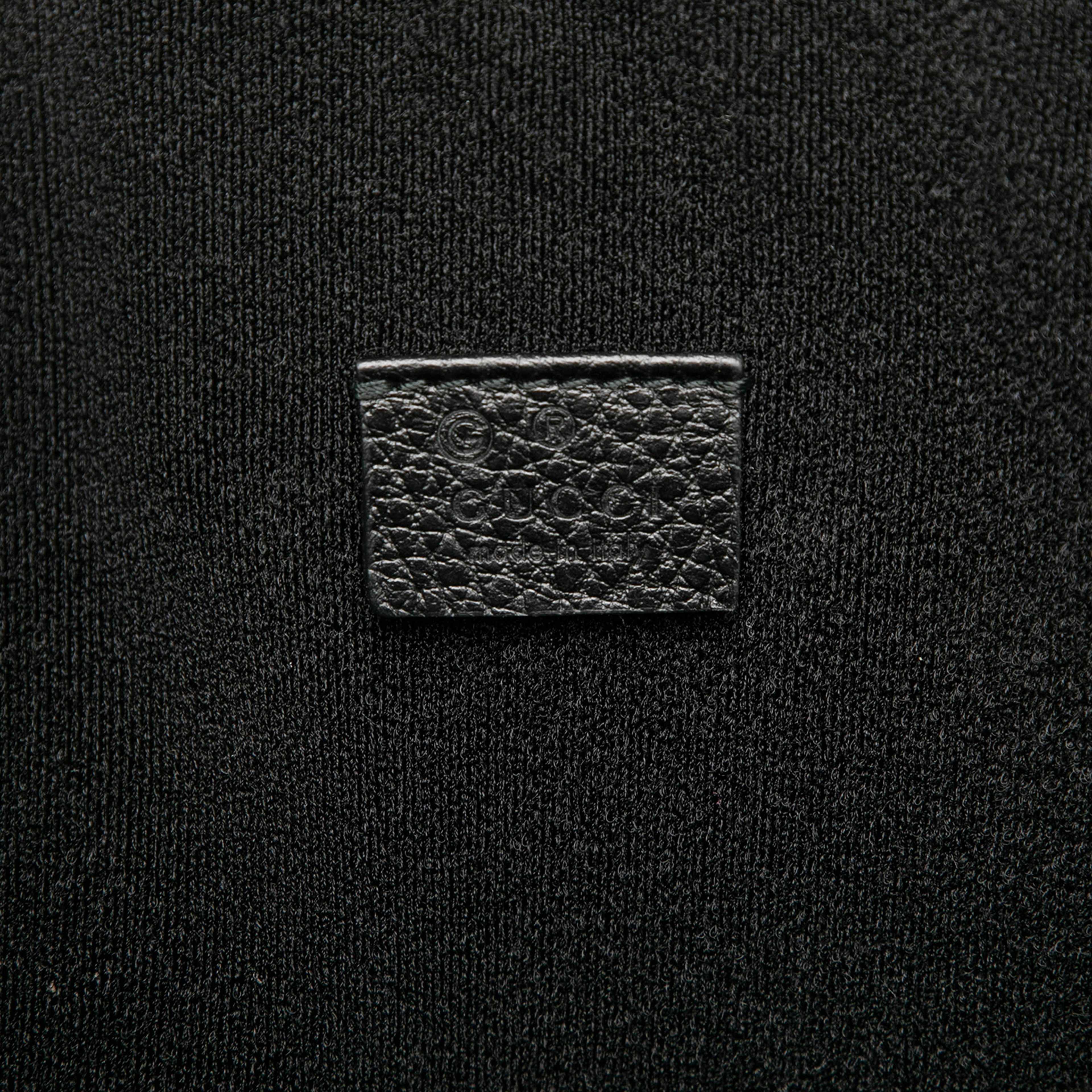 Gucci Guccissima Laptop Case, från Luxclusif, i färgen black. Klicka för att öppna bilden i stort format