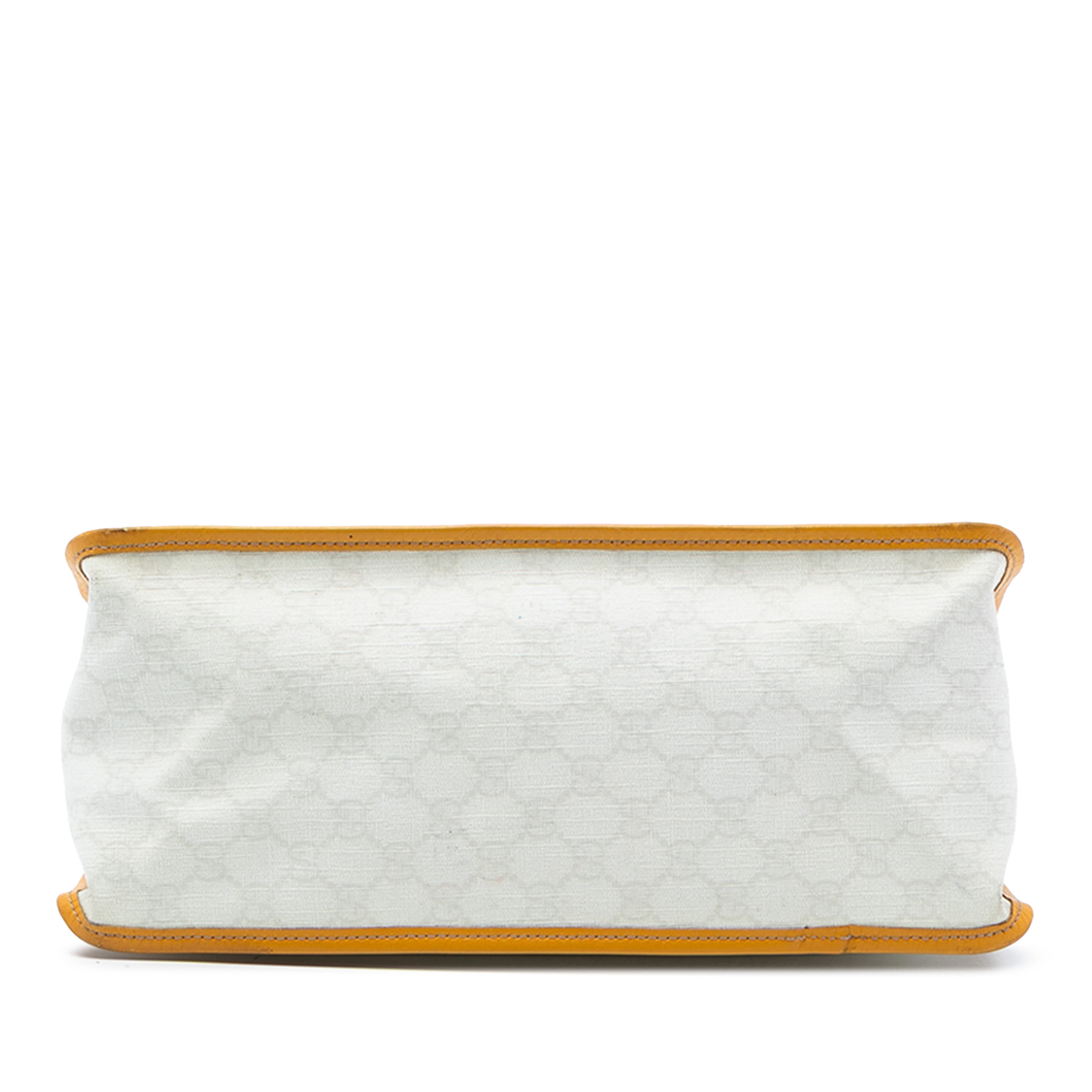 Gucci Gg Supreme Satchel, från Luxclusif, i färgen white. Klicka för att öppna bilden i stort format