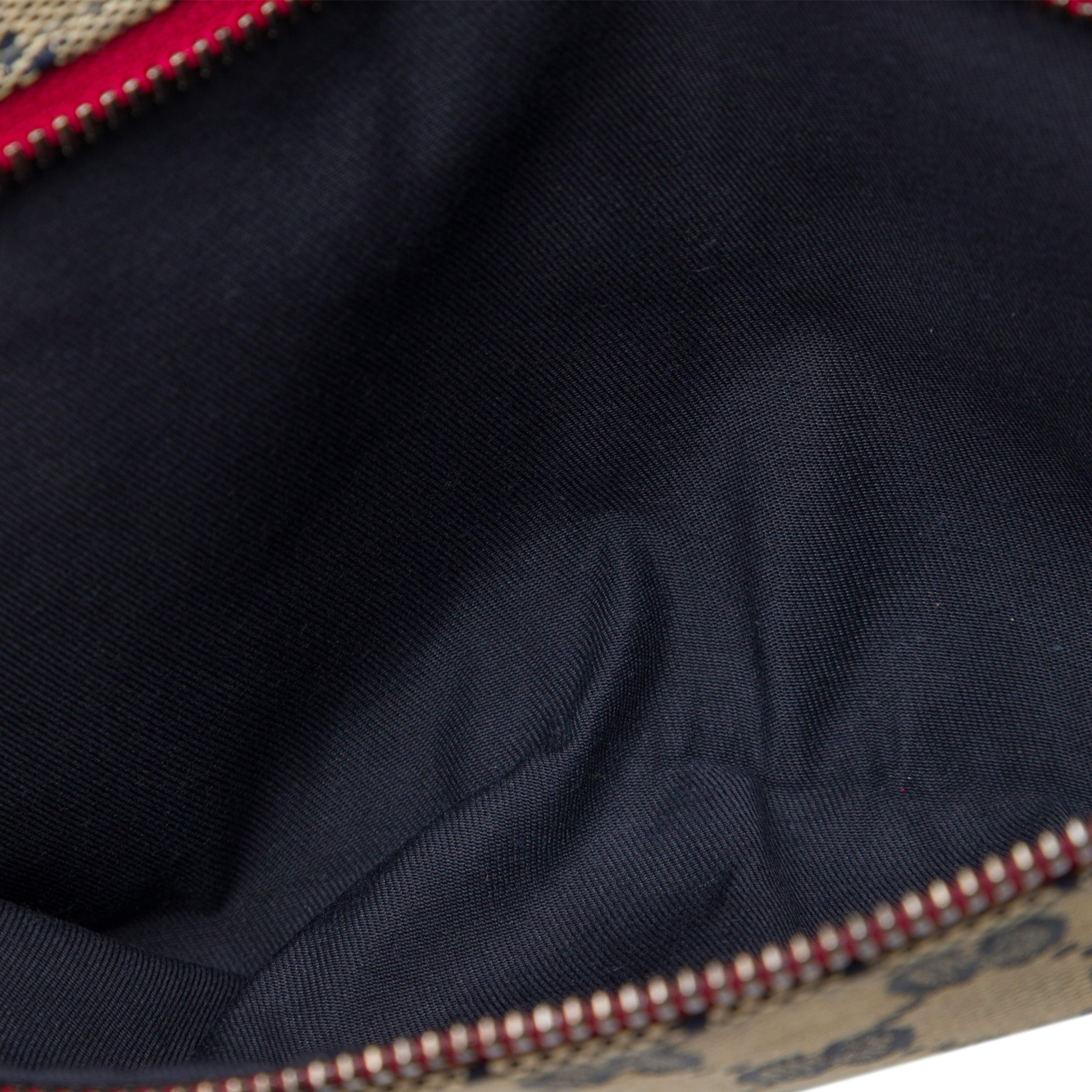 Gucci Gg Canvas Web Double Pocket Belt Bag, från Luxclusif, i färgen beige. Klicka för att öppna bilden i stort format