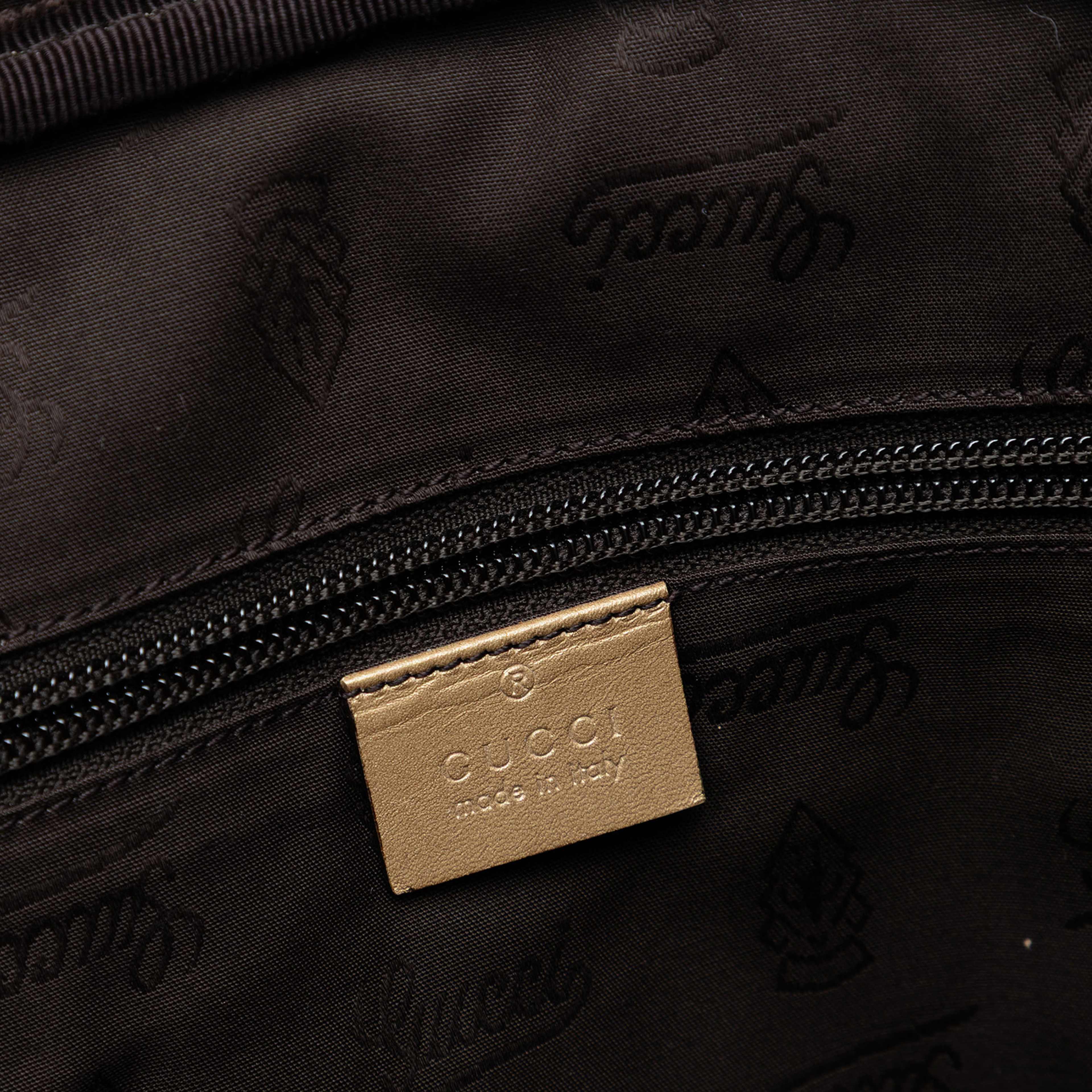 Gucci Gg Imprime Business Bag, från Luxclusif, i färgen gold. Klicka för att öppna bilden i stort format