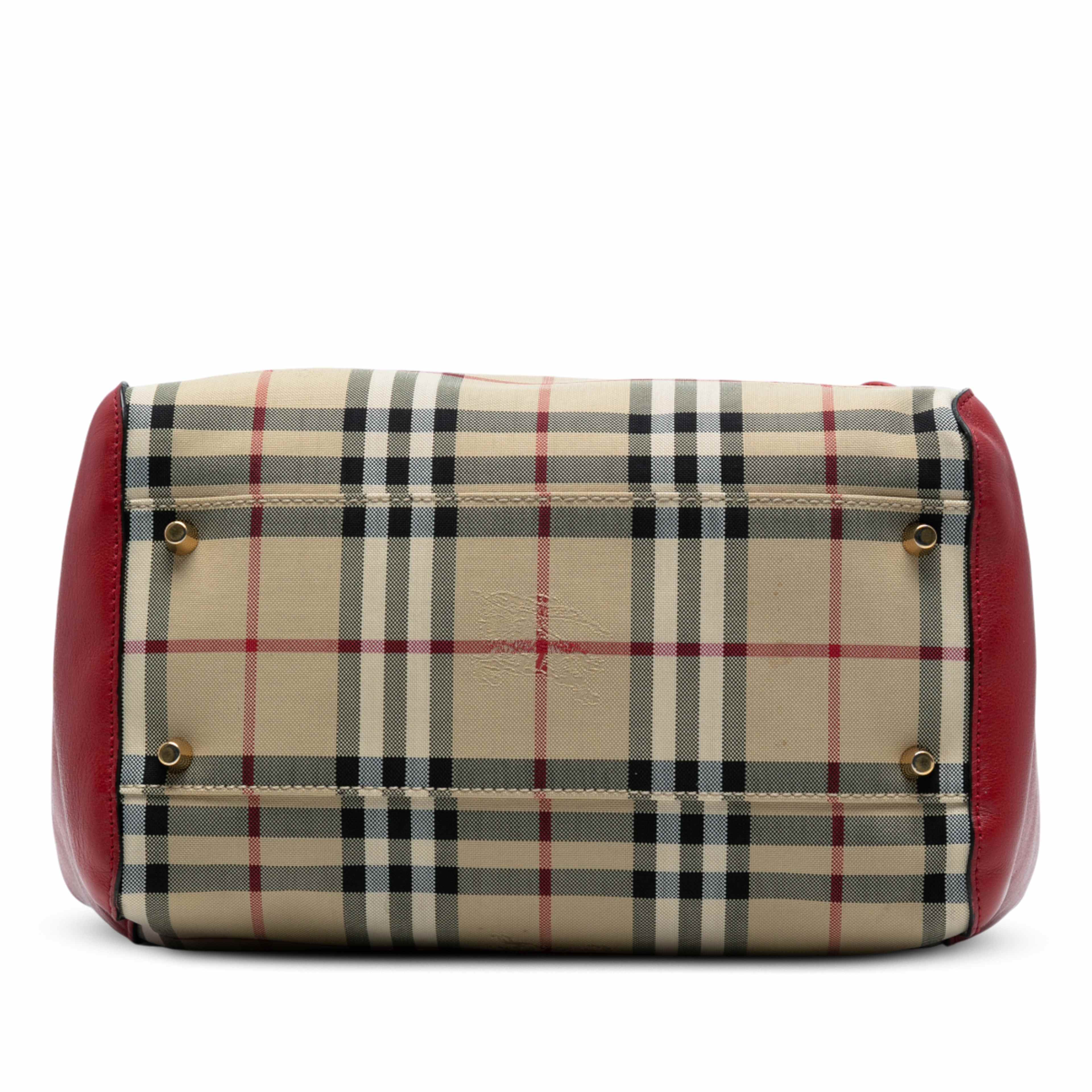 Burberry Small Haymarket Check Canvas And Leather Canterbury Tote, från Luxclusif, i färgen beige. Klicka för att öppna bilden i stort format