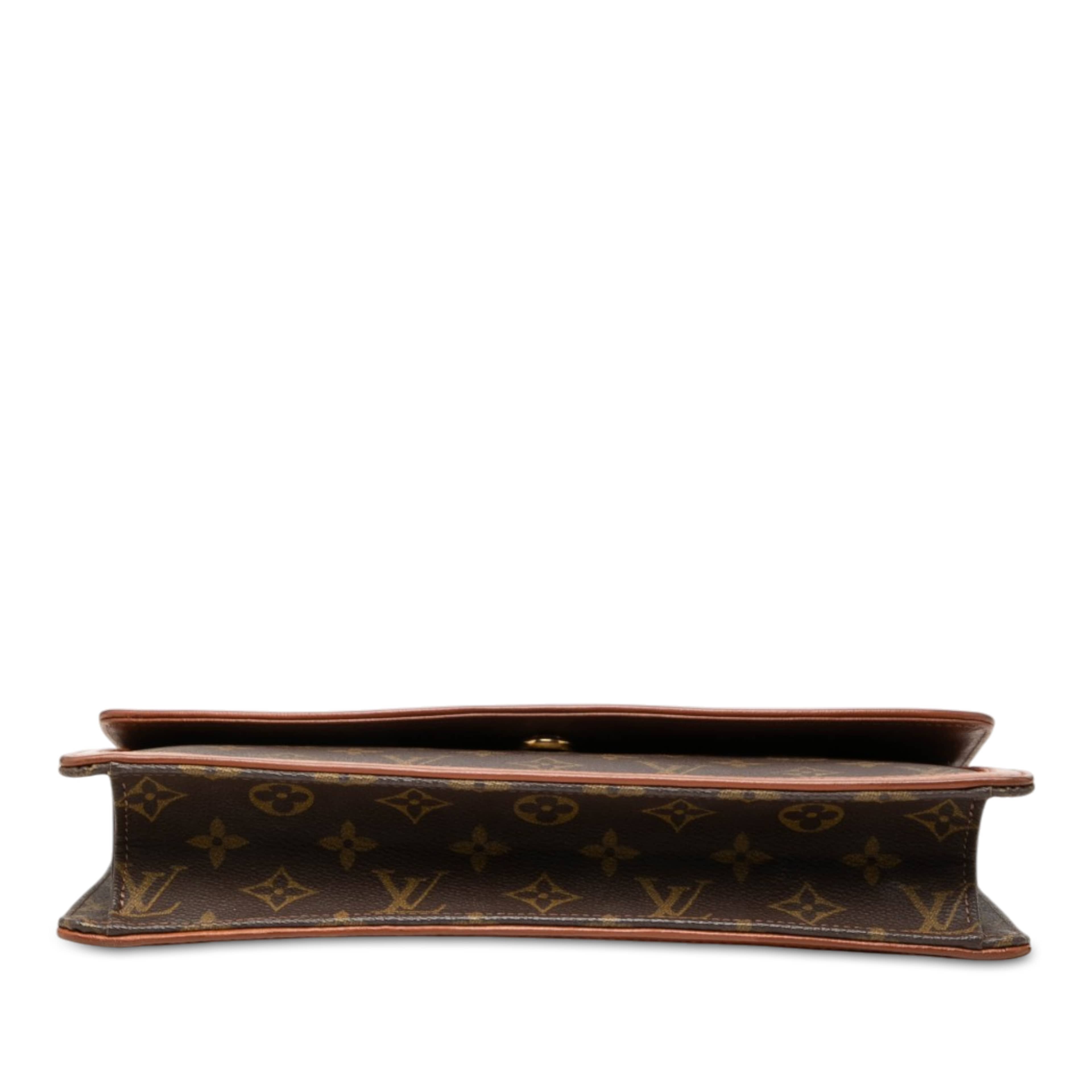 Louis Vuitton Monogram Pochette Dame Gm, från Luxclusif, i färgen brun. Klicka för att öppna bilden i stort format