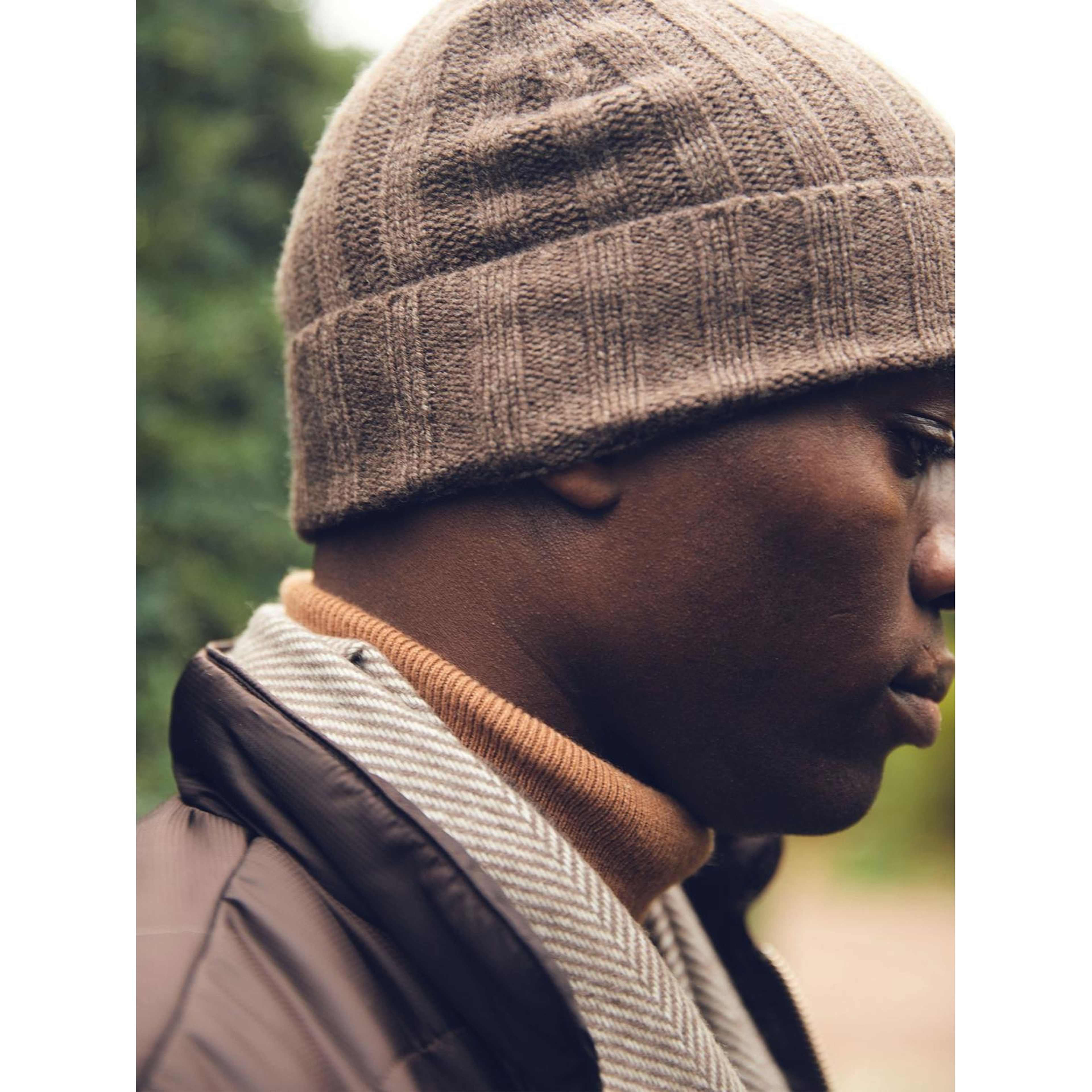 Wool Beanie, från John Henric, i färgen brown. Klicka för att öppna bilden i stort format