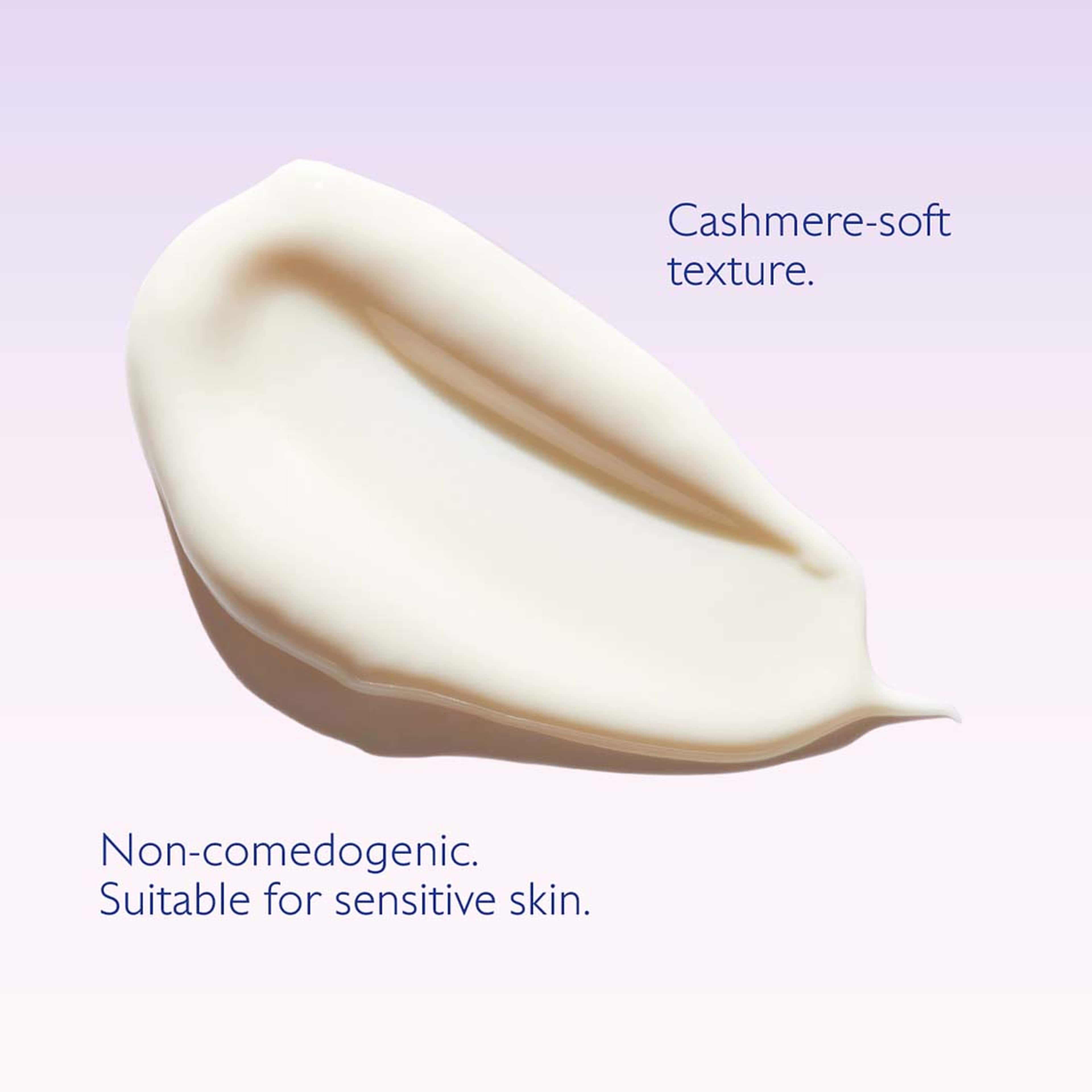 Resveratrol-Lift Firming Cashmere Cream Refill, från Caudalie. Klicka för att öppna bilden i stort format