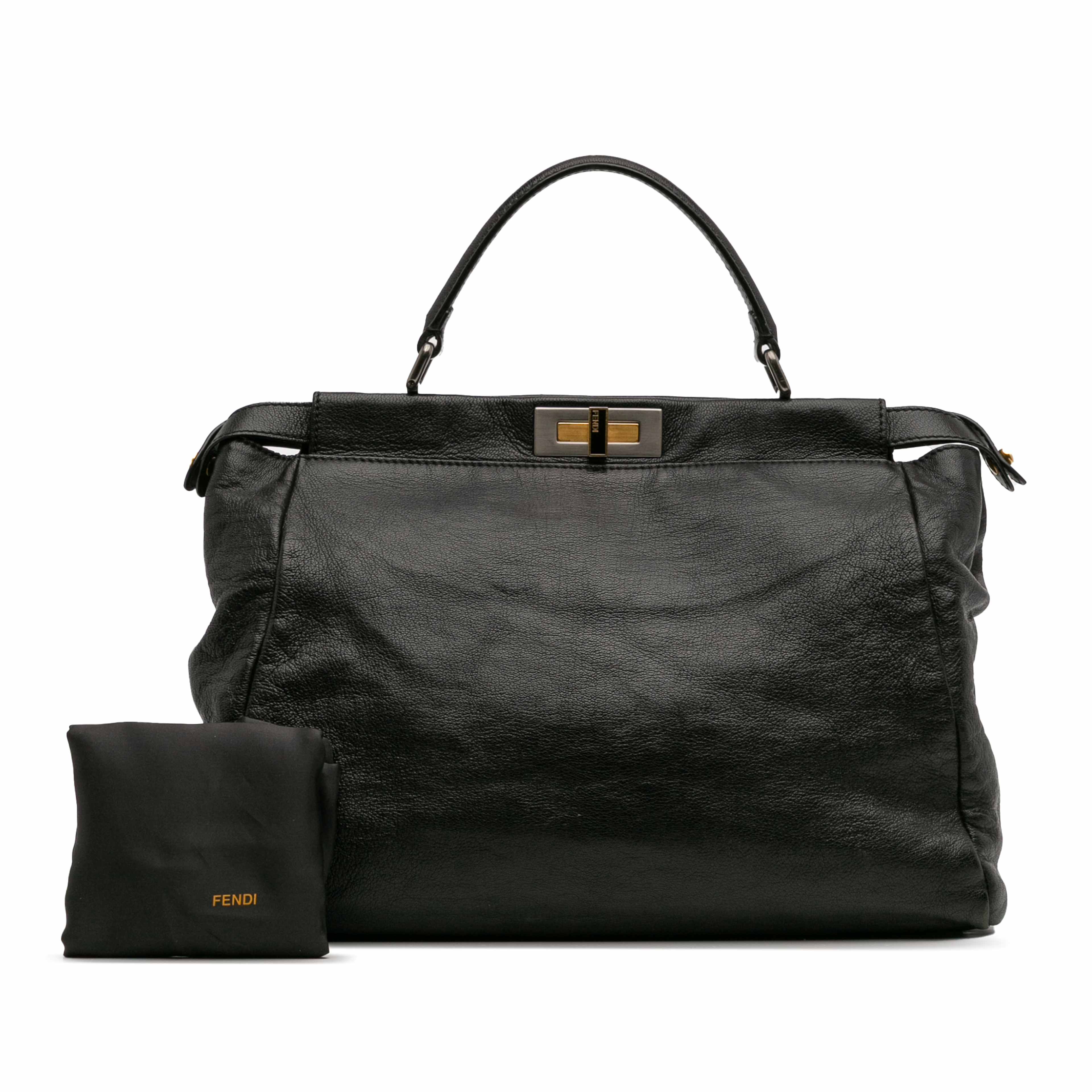 Fendi Large Goatskin Peekaboo Iconic Satchel, från Luxclusif, i färgen svart. Klicka för att öppna bilden i stort format