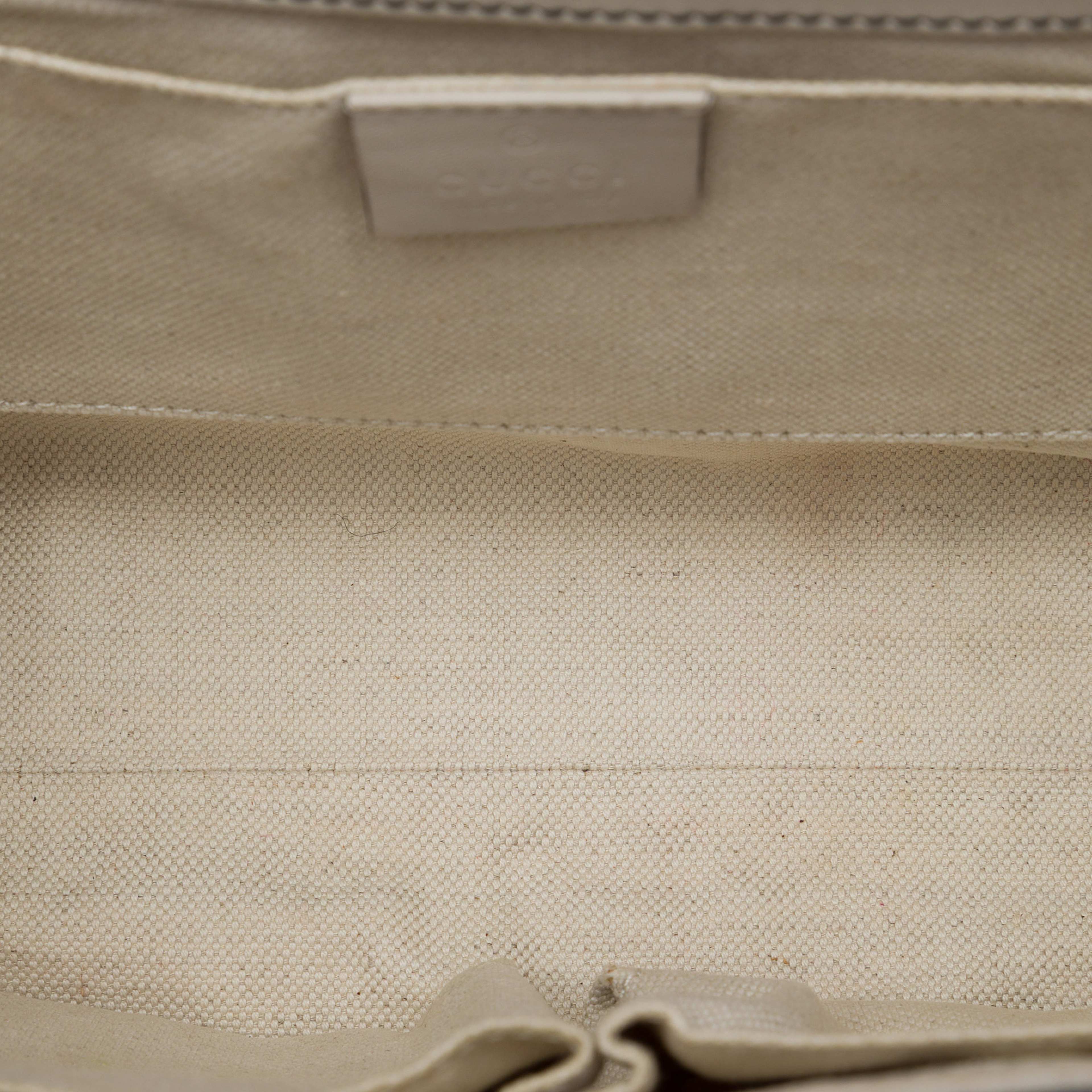 Gucci Medium Guccissima Emily Shoulder Bag, från Luxclusif, i färgen brun. Klicka för att öppna bilden i stort format
