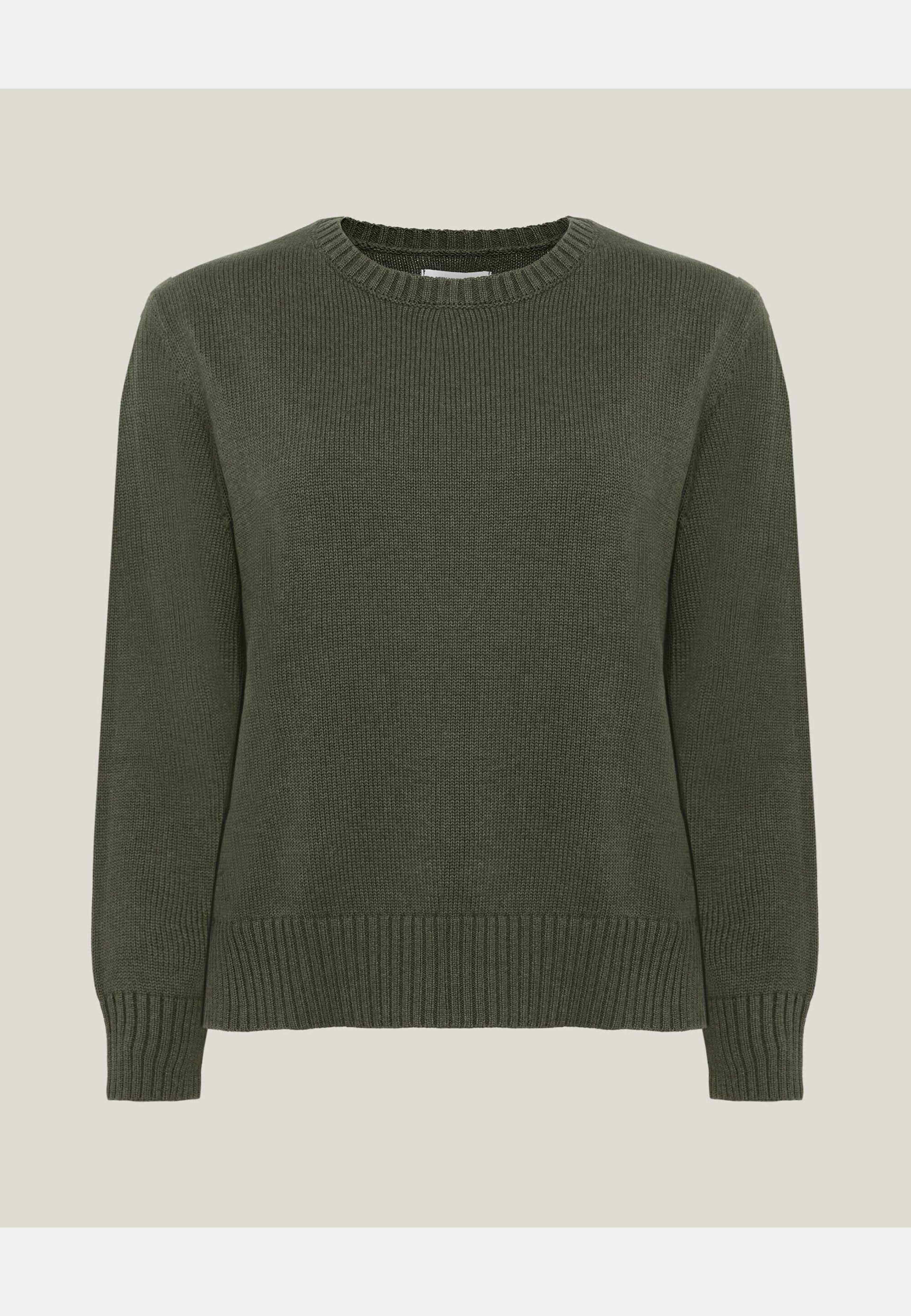 Roe Sweater, från Newhouse, i färgen mörkgrön. Klicka för att öppna bilden i stort format
