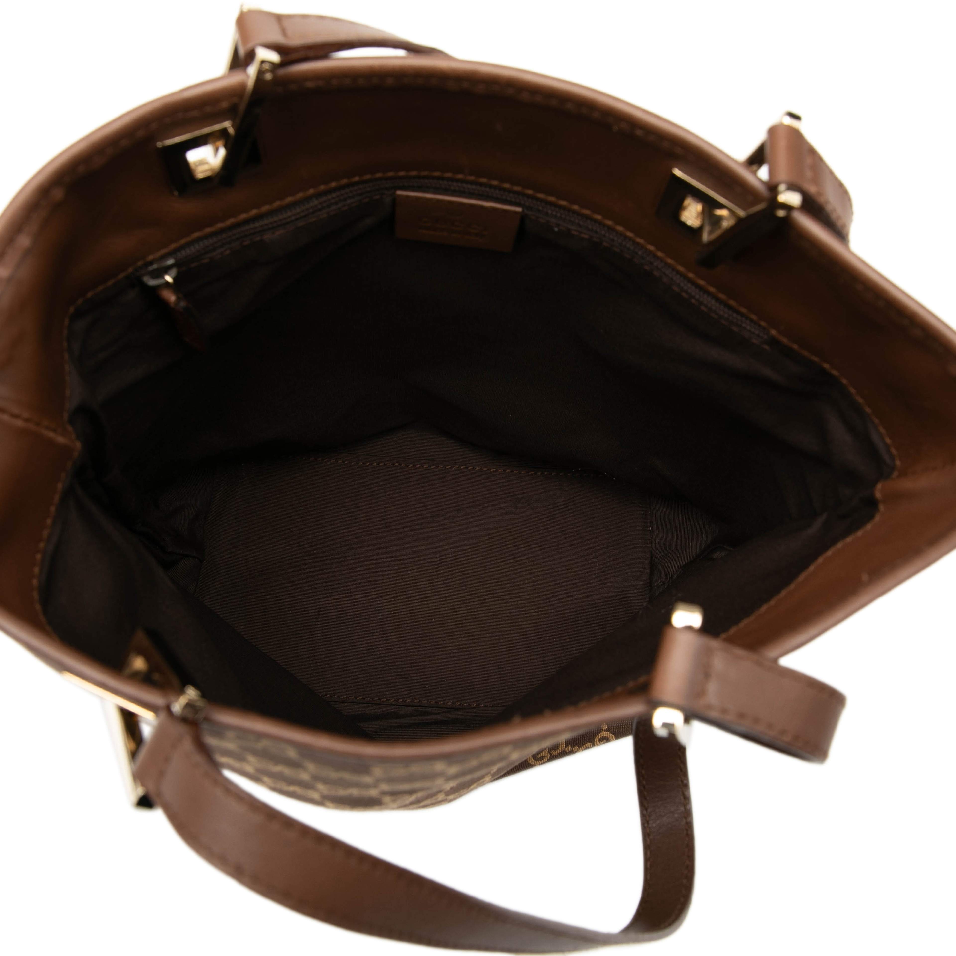 Gucci Gg Canvas Tote, från Luxclusif, i färgen dark brown. Klicka för att öppna bilden i stort format