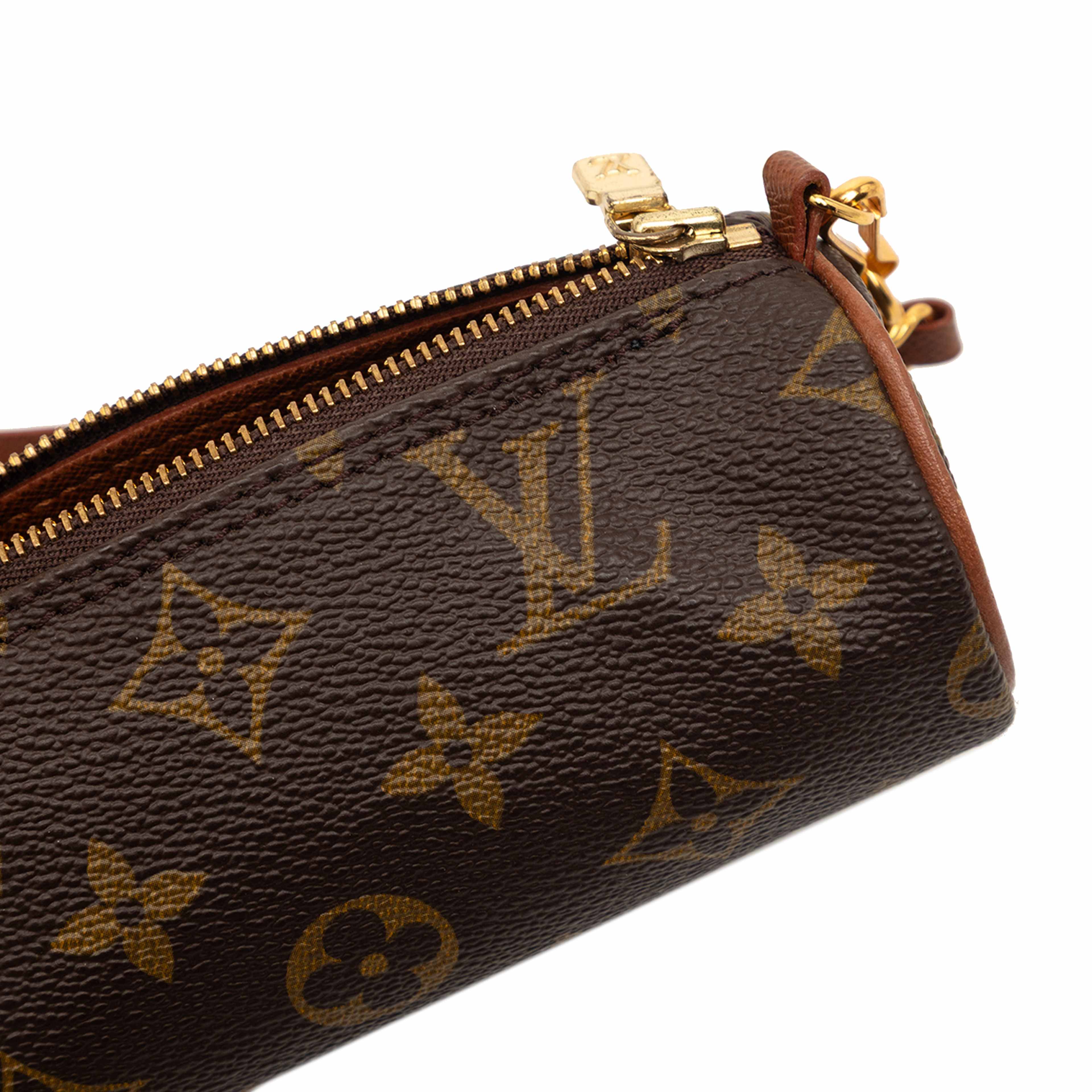 Louis Vuitton Monogram Papillon Pochette, från Luxclusif, i färgen brown. Klicka för att öppna bilden i stort format