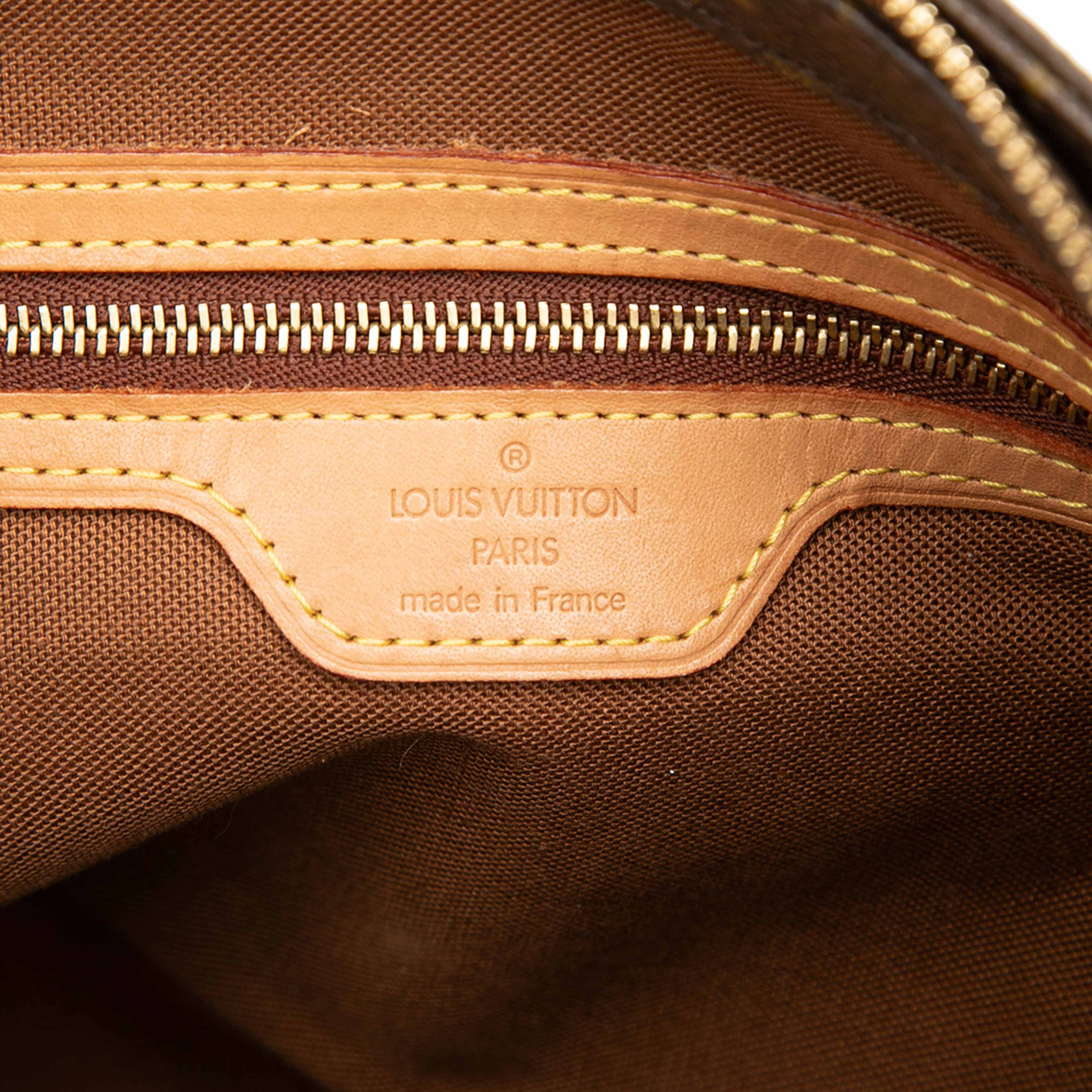 Louis Vuitton Monogram Cabas Piano, från Luxclusif, i färgen brown. Klicka för att öppna bilden i stort format