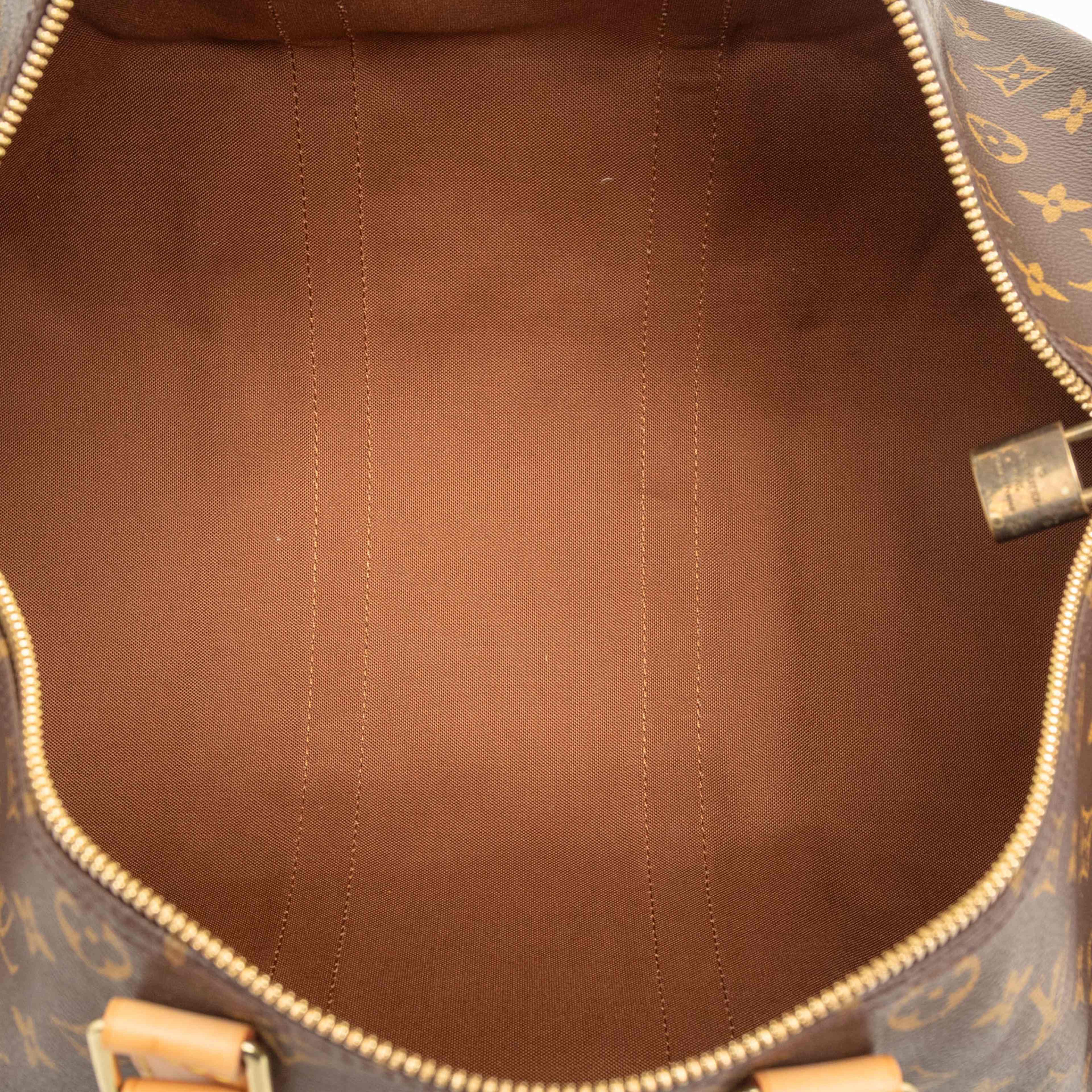 Louis Vuitton Monogram Keepall 45, från Luxclusif, i färgen brown. Klicka för att öppna bilden i stort format