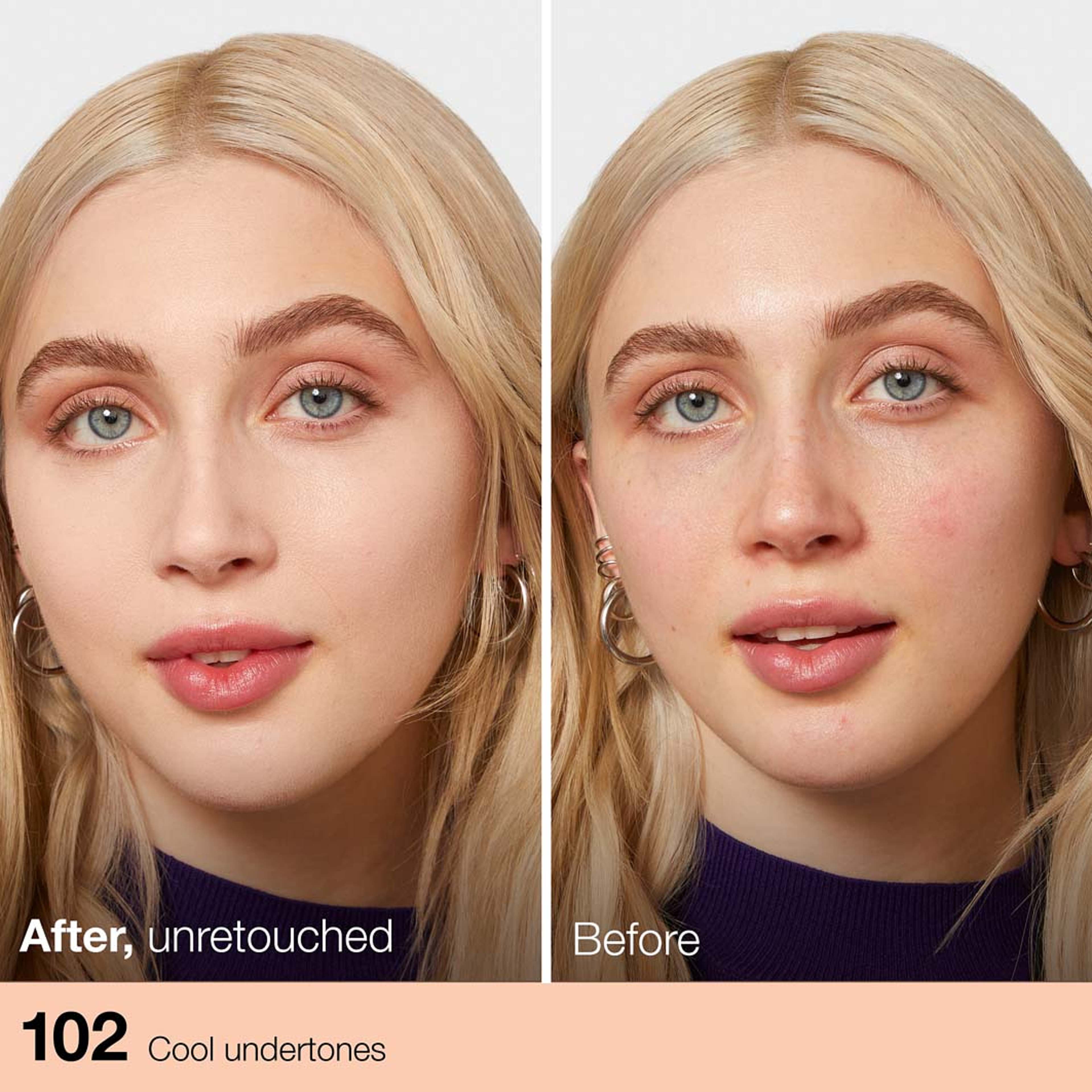 Fit Me Matte + Poreless Foundation, från Maybelline, i färgen 102 Fair Ivory. Klicka för att öppna bilden i stort format