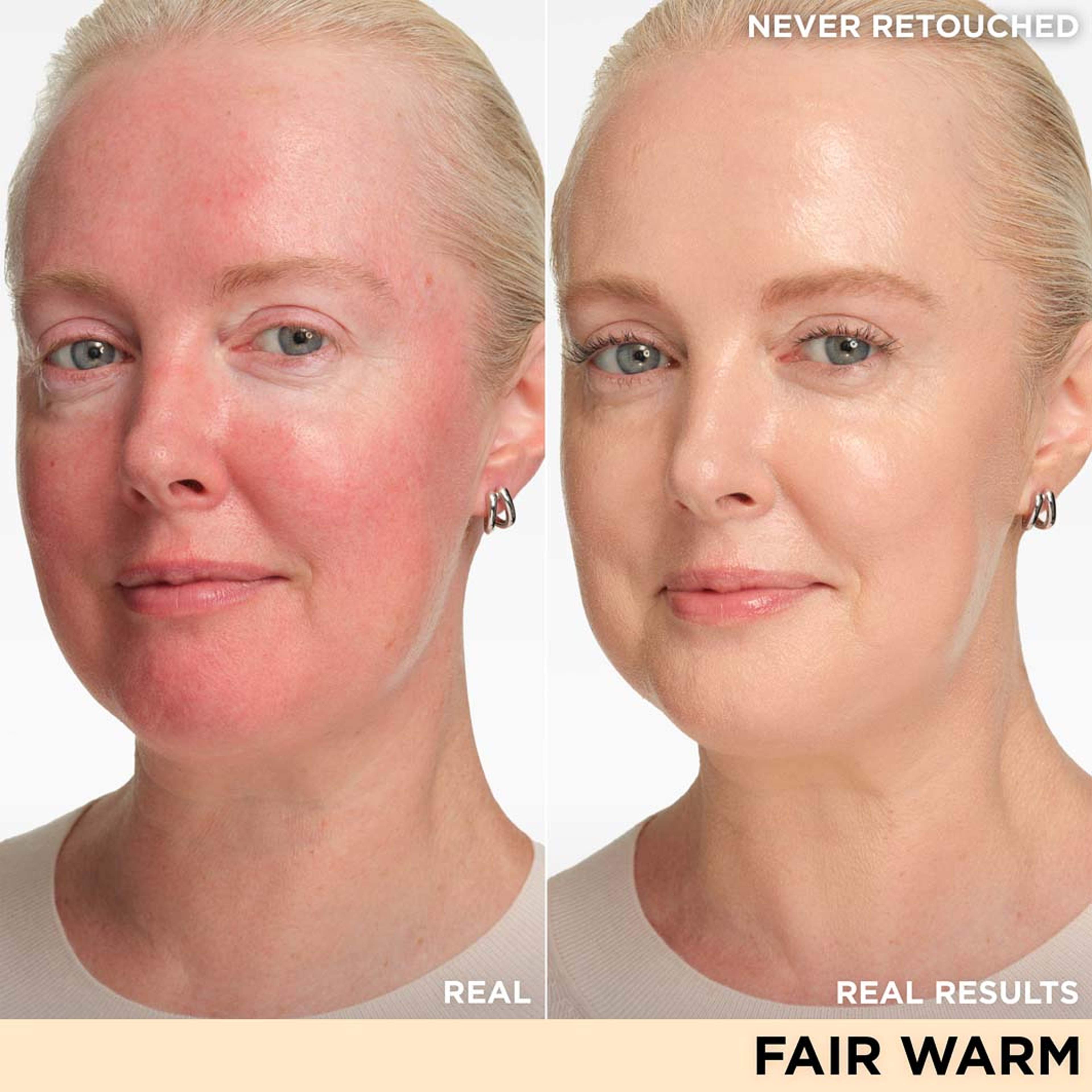 Cc+ Nude Glow Spf 40, från IT Cosmetics, i färgen Fair Warm. Klicka för att öppna bilden i stort format