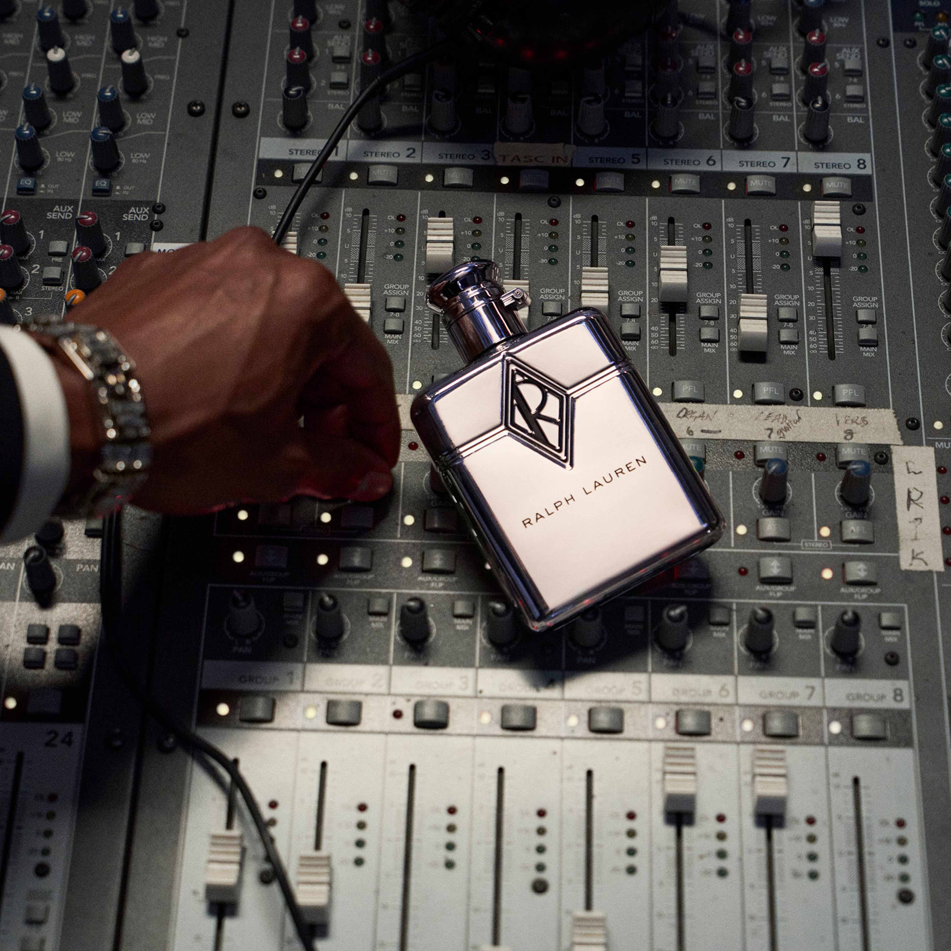 RALPHS CLUB NEW YORK Eau de parfum, från Ralph Lauren. Klicka för att öppna bilden i stort format
