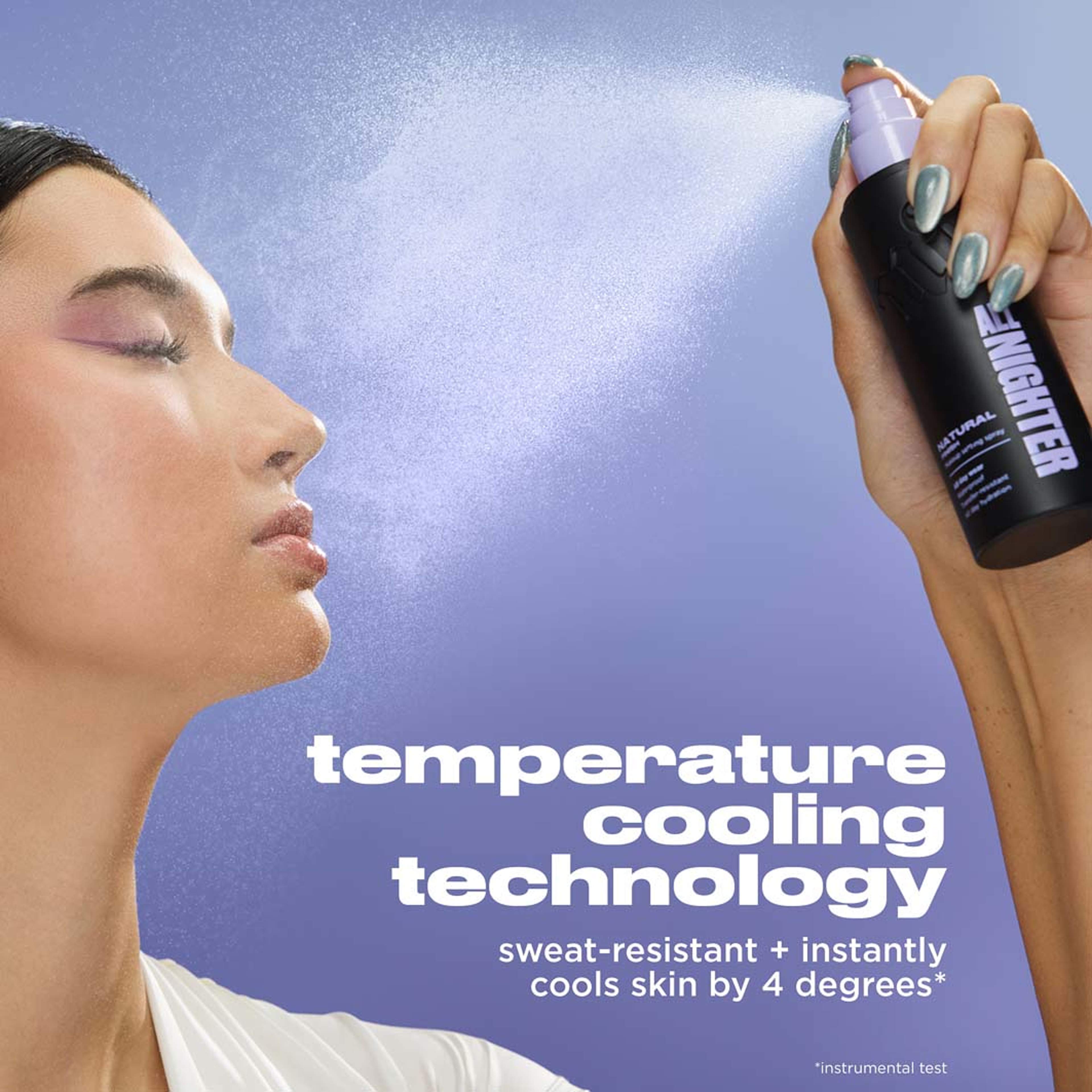 All Nighter Makeup Setting Spray Natural Finish, från Urban Decay. Klicka för att öppna bilden i stort format