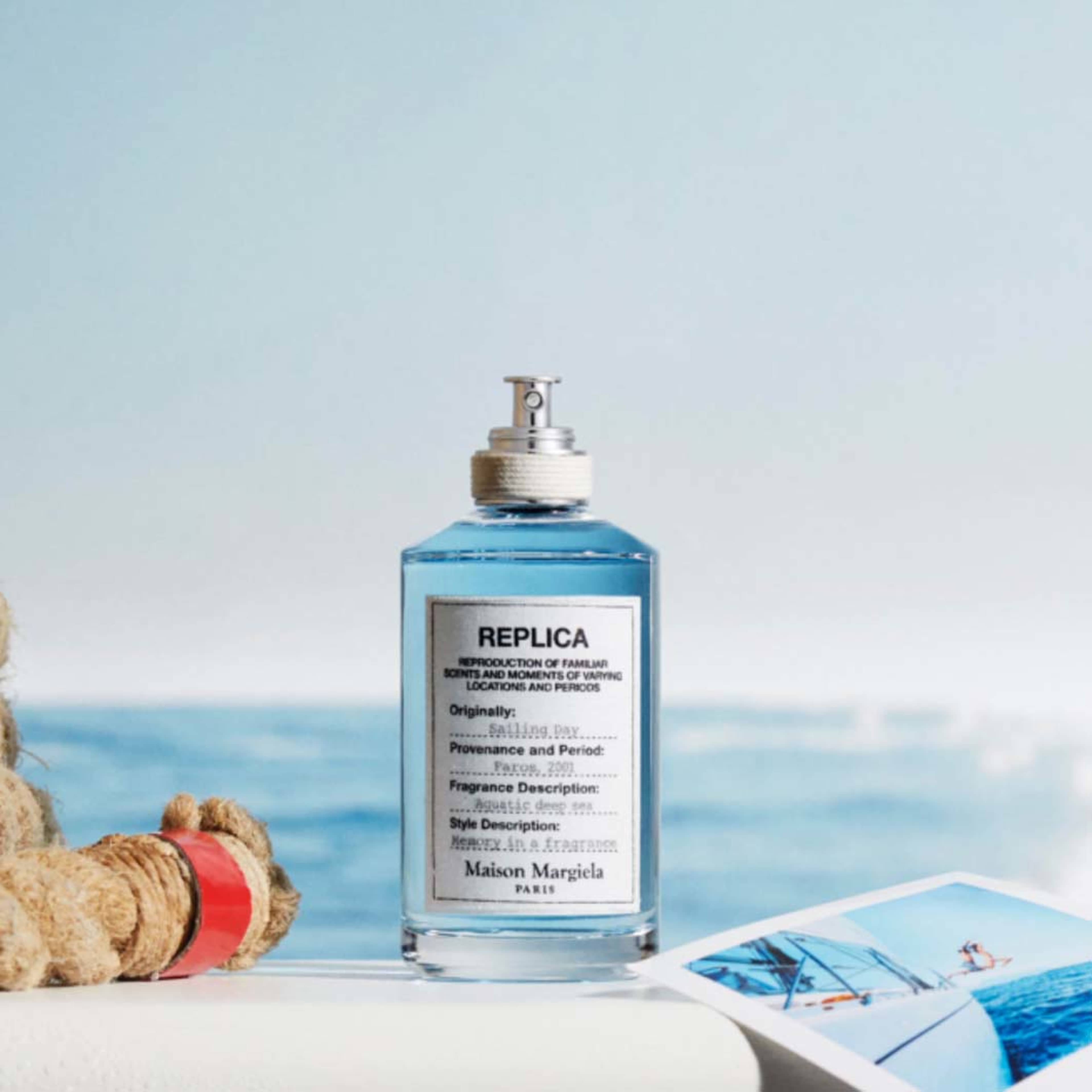 Sailing Day Eau de Toilette, från Maison Margiela. Klicka för att öppna bilden i stort format