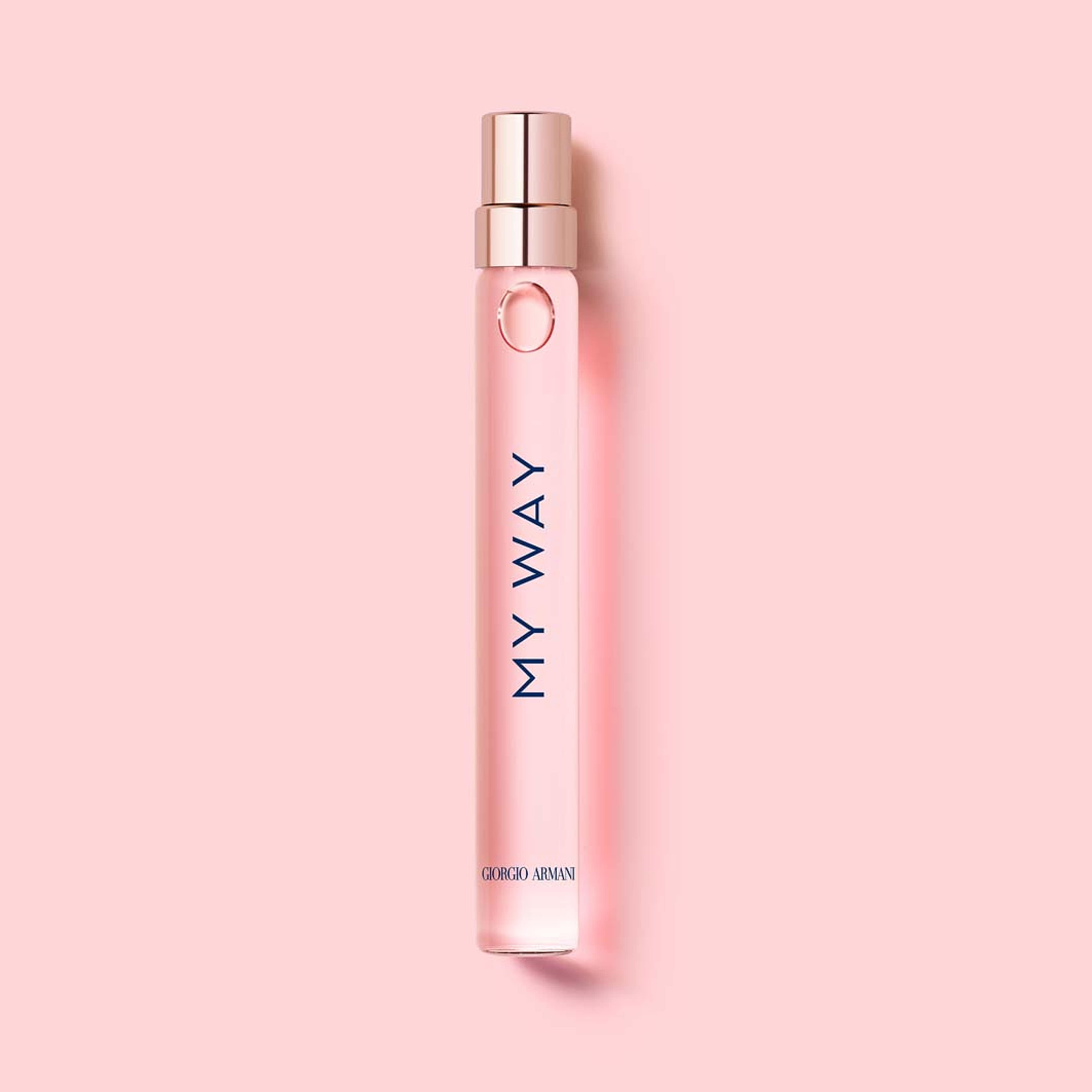My Way Eau de Parfum, från Armani. Klicka för att öppna bilden i stort format
