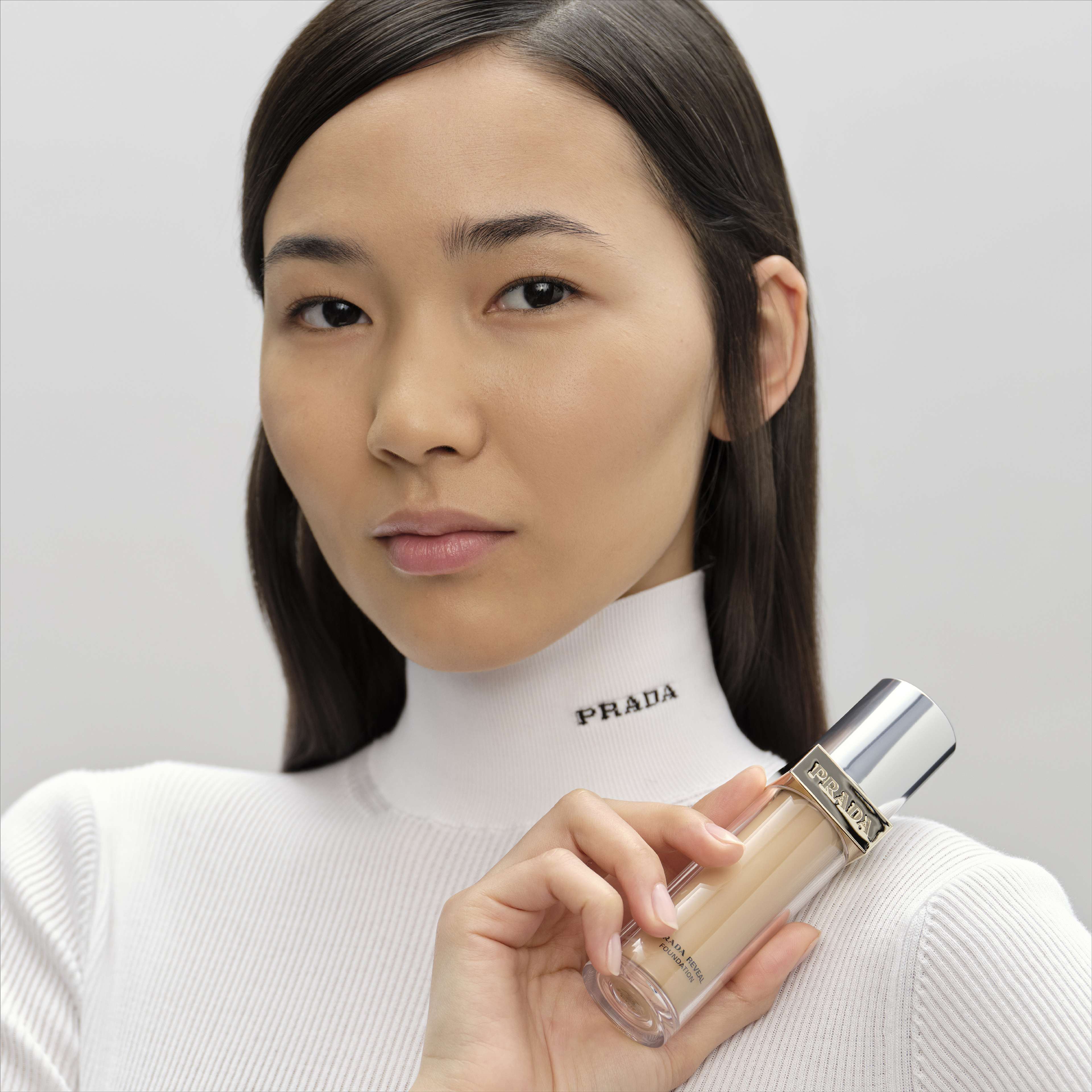 Reveal Skin Optimizing Foundation
