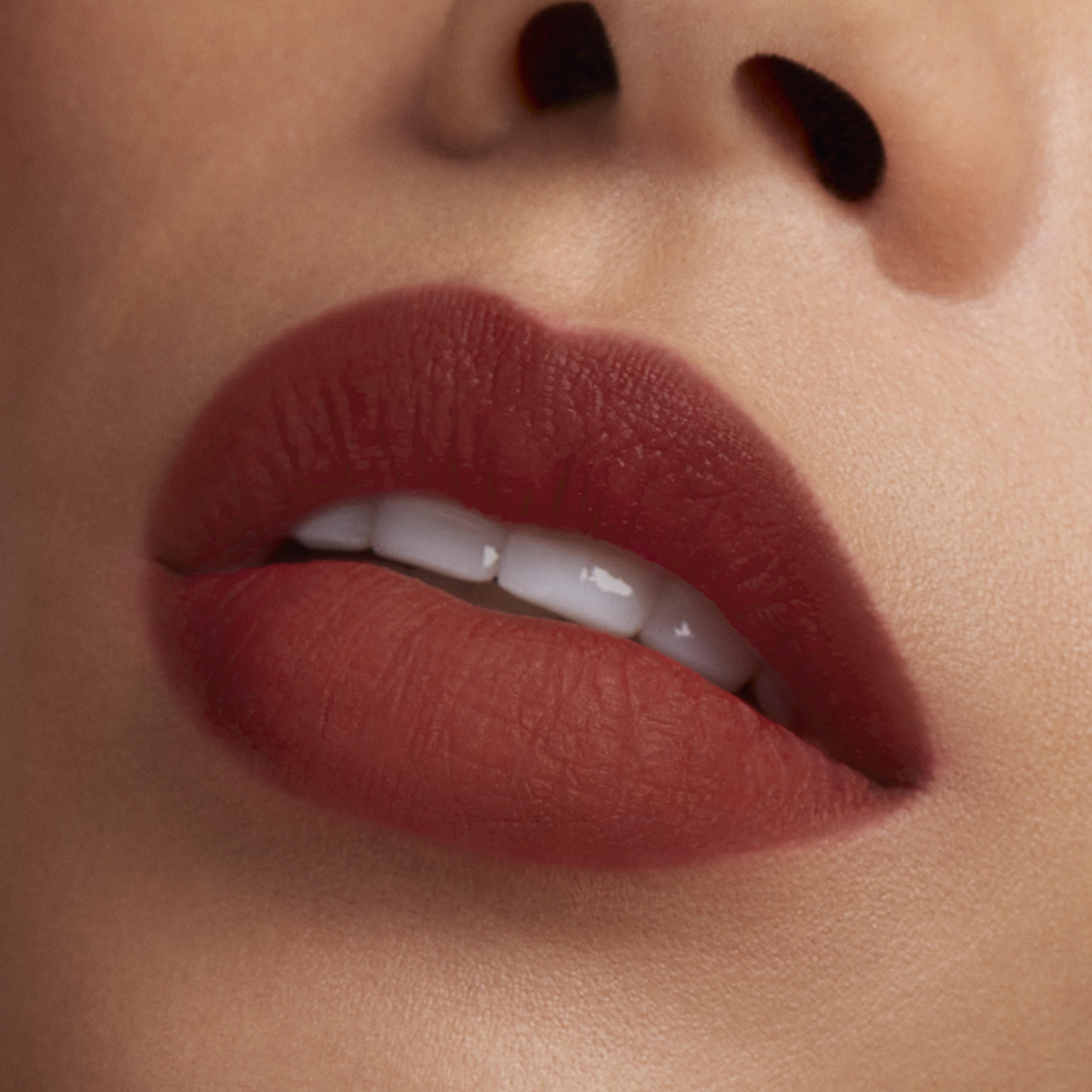L'Absolu Rouge Intimatte Lipstick