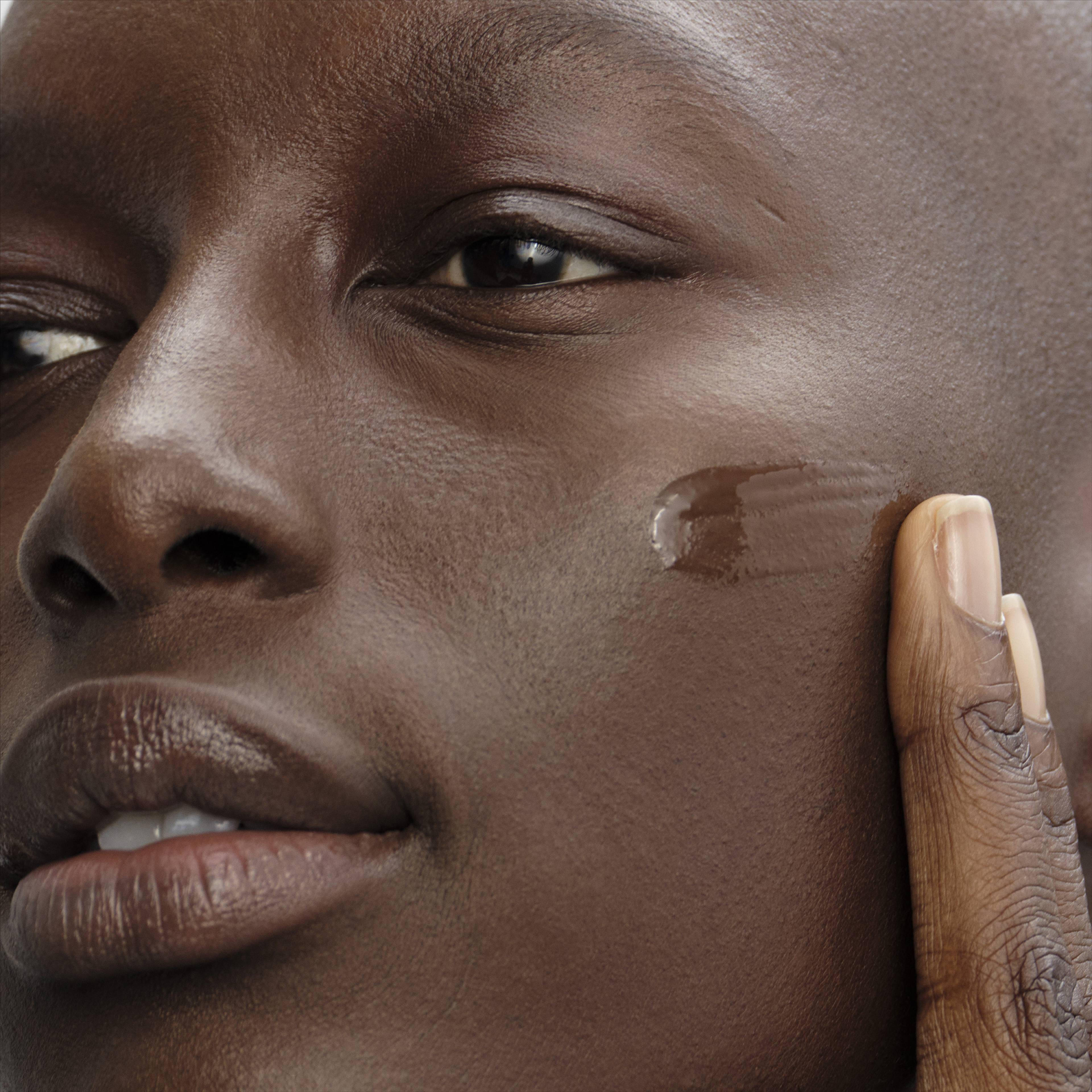 Reveal Skin Optimizing Foundation Refill