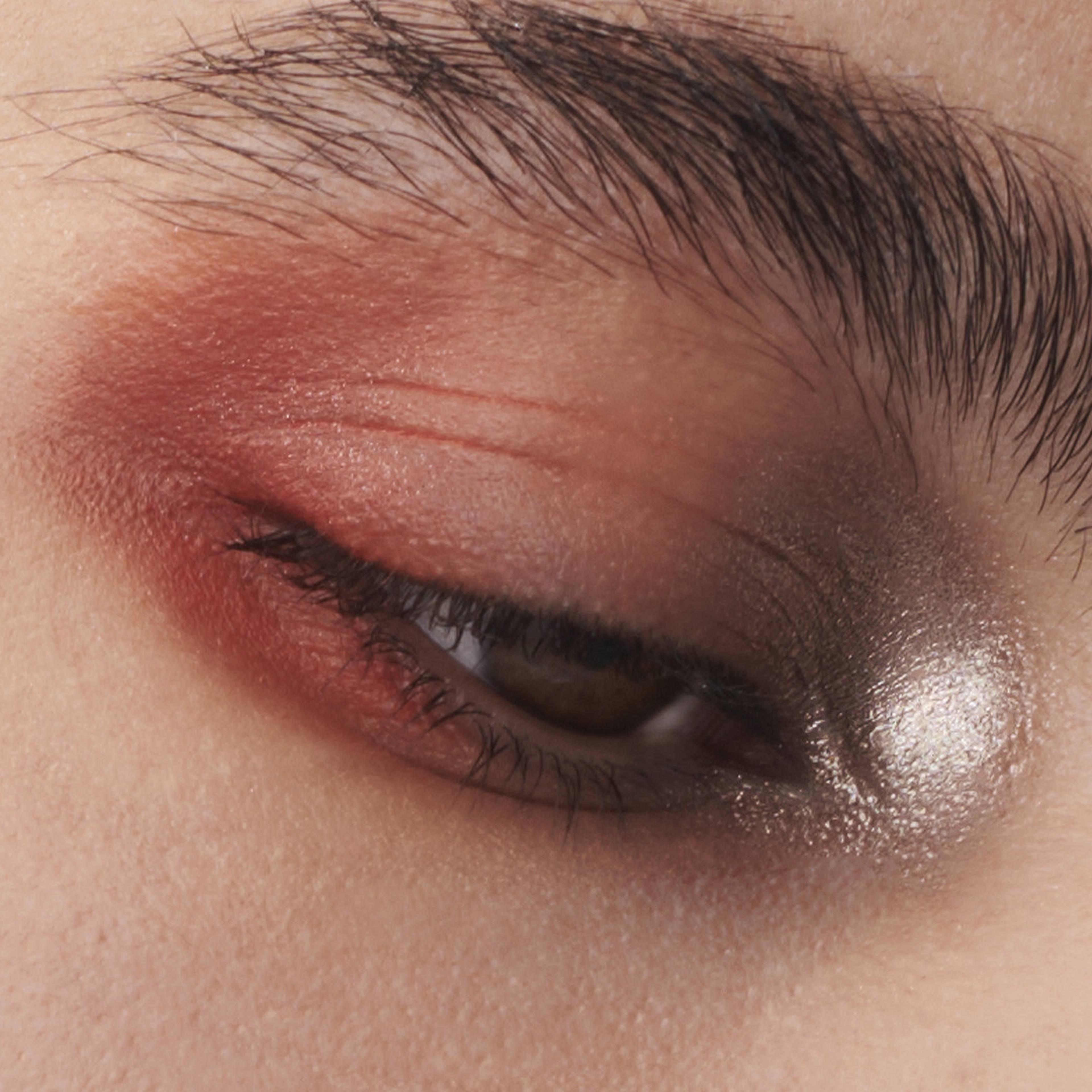 Dimensions Durable Multi-effect Eyeshadow