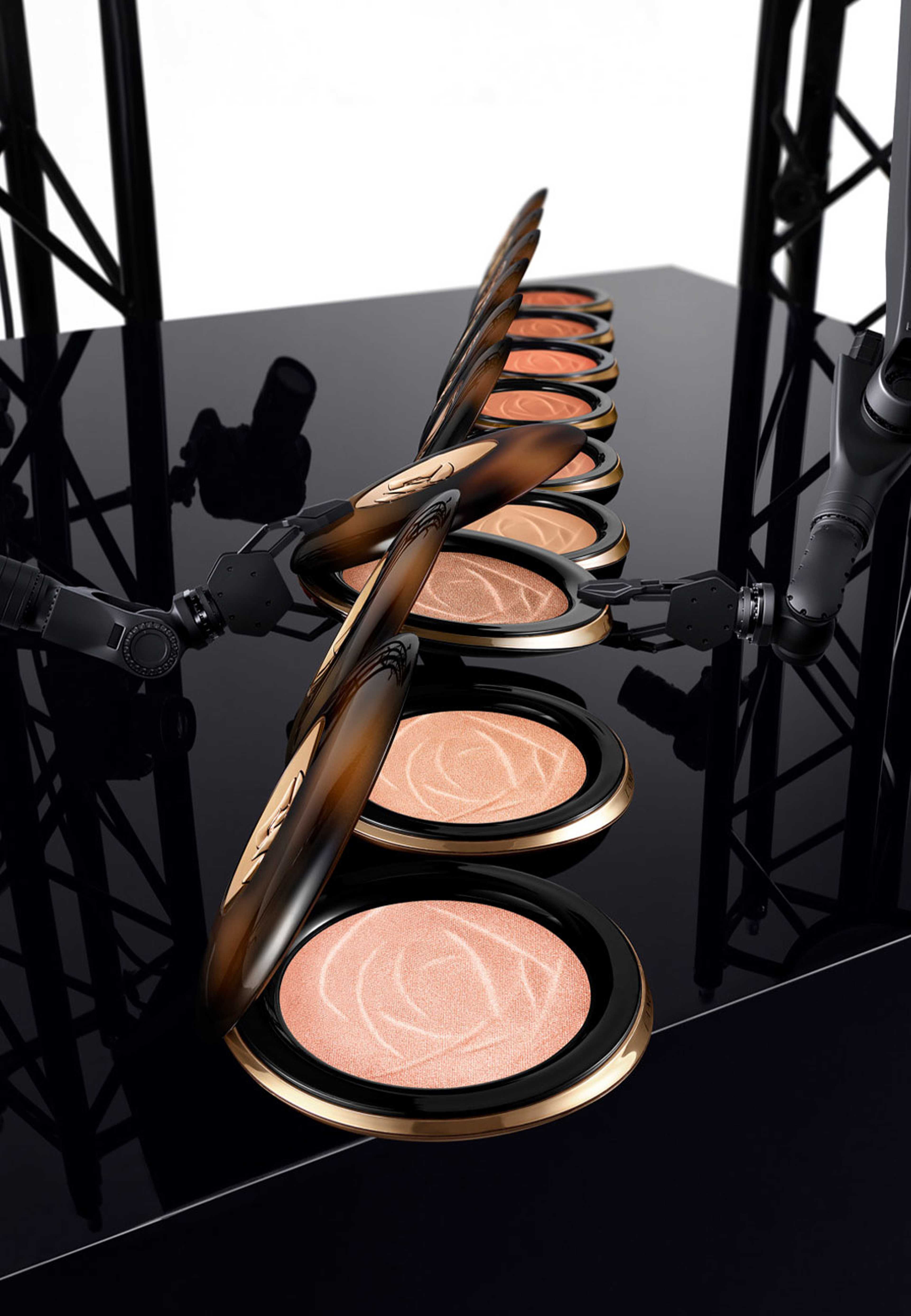 Teint Idole Ultra Wear C.E. Skin Transforming Highlighter