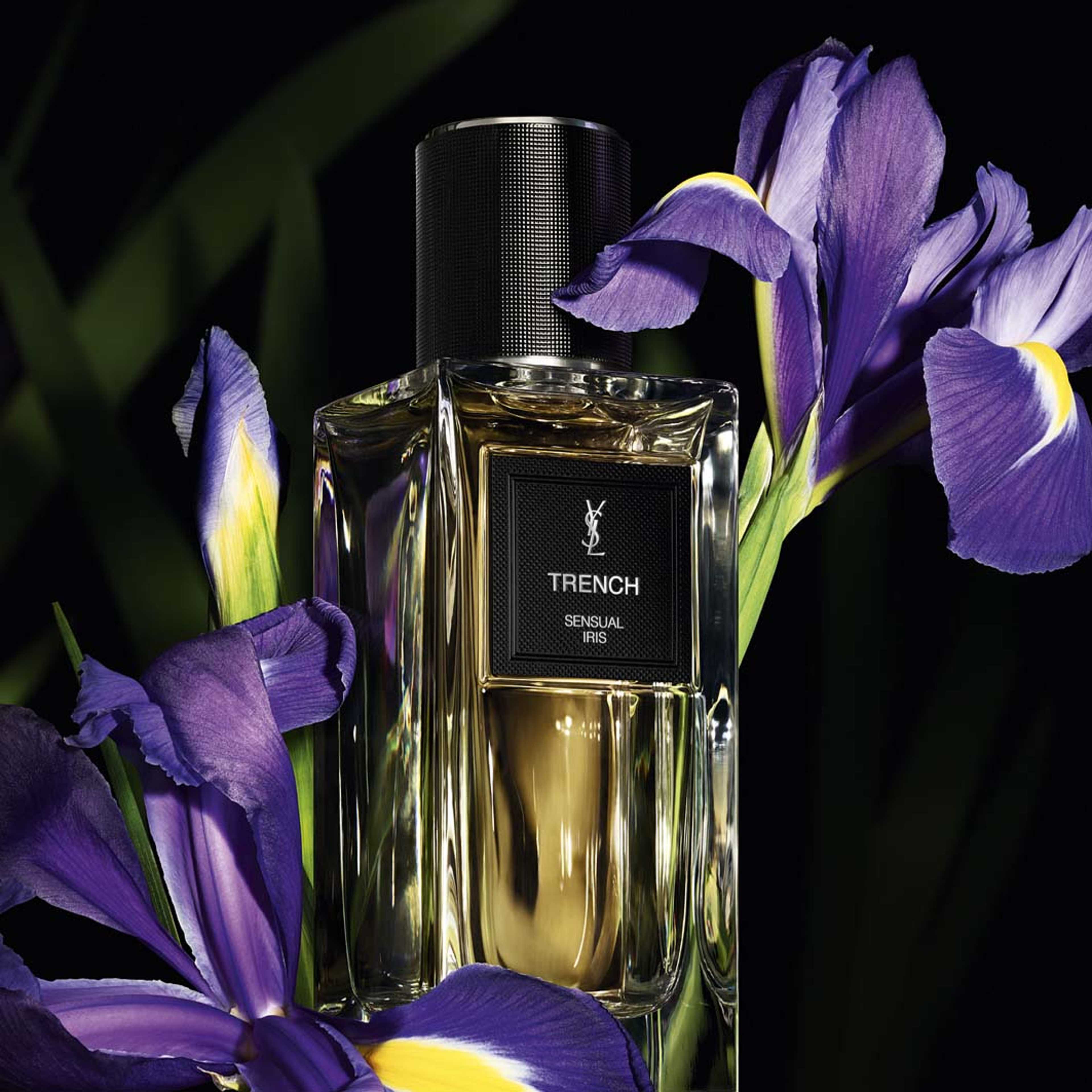 Le Vestiaire Des Parfums Trench, från Yves Saint Laurent. Klicka för att öppna bilden i stort format