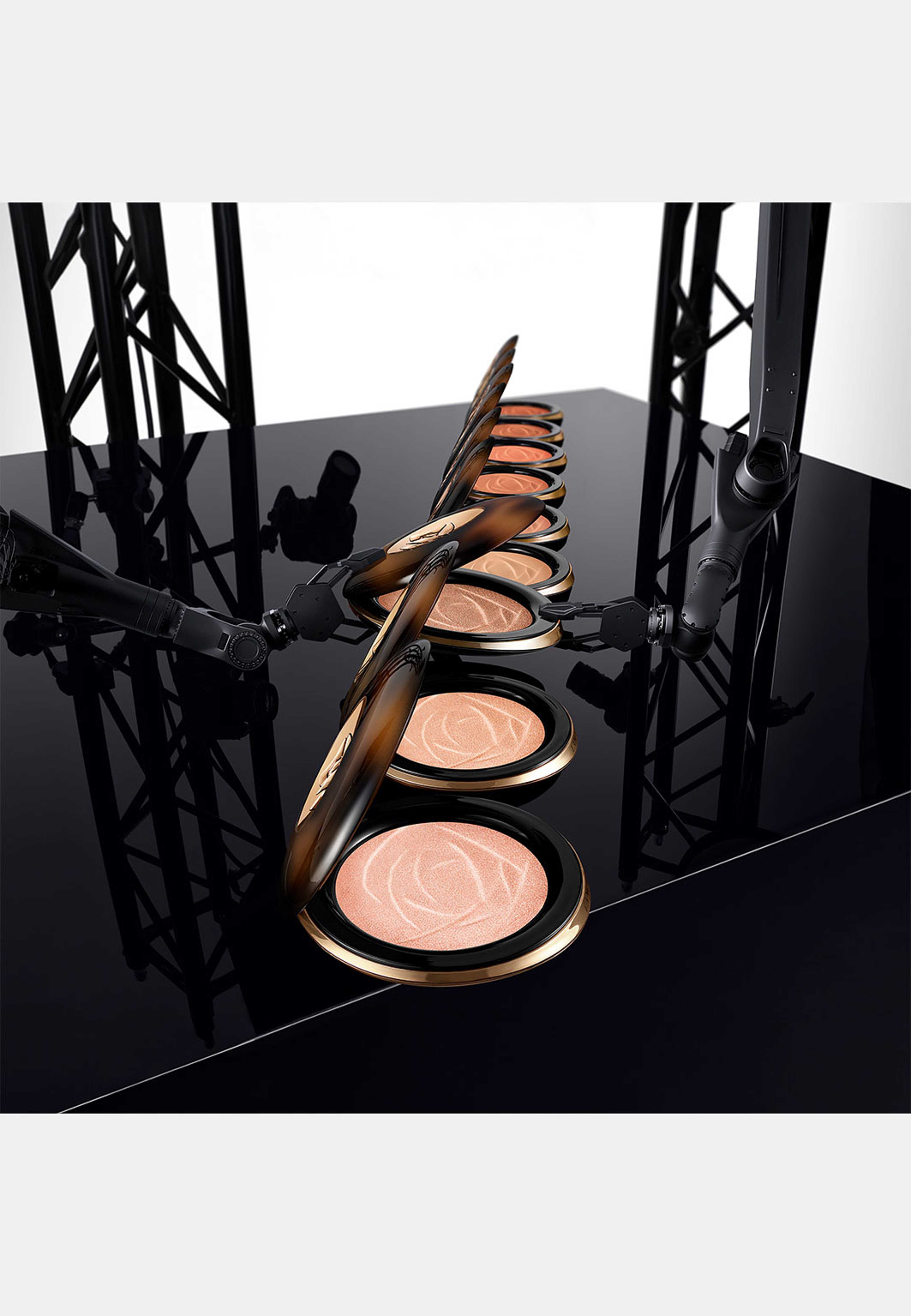 Teint Idole Fond de Teint Serum Highlighter