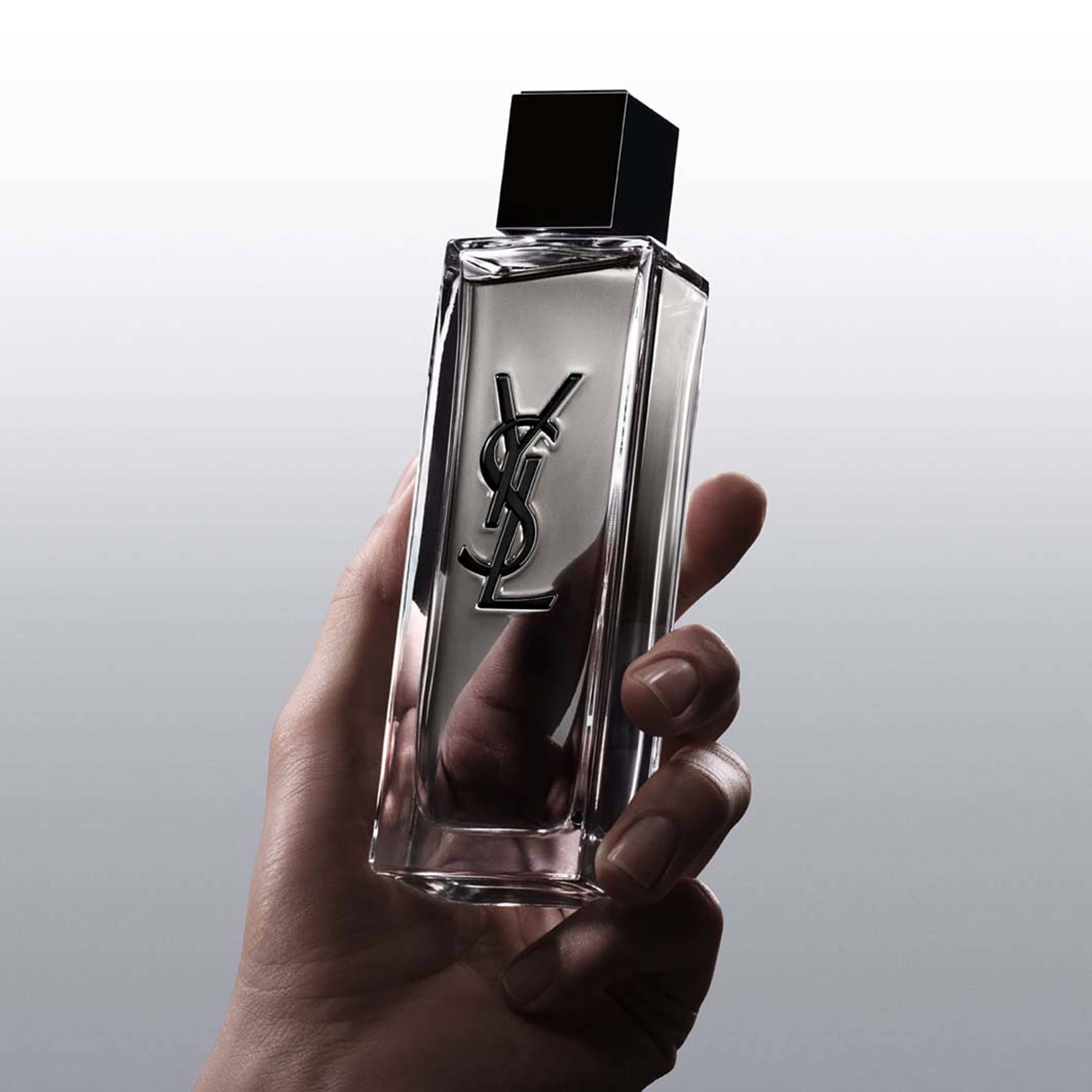 MYSLF Eau de Toilette Intense, från Yves Saint Laurent. Klicka för att öppna bilden i stort format