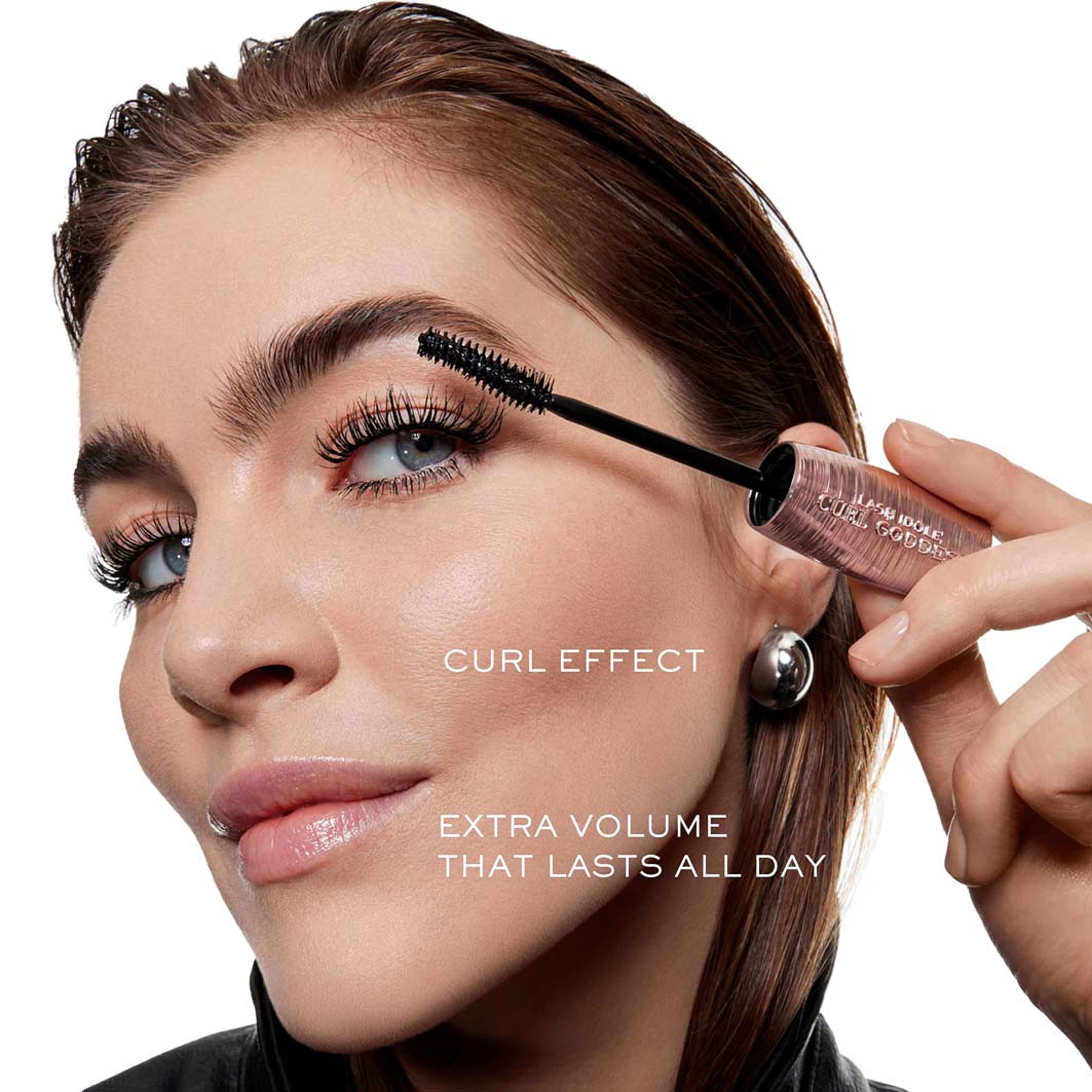 Lash Idôle Curl Goddess Mascara, från Lancôme, i färgen 01. Klicka för att öppna bilden i stort format