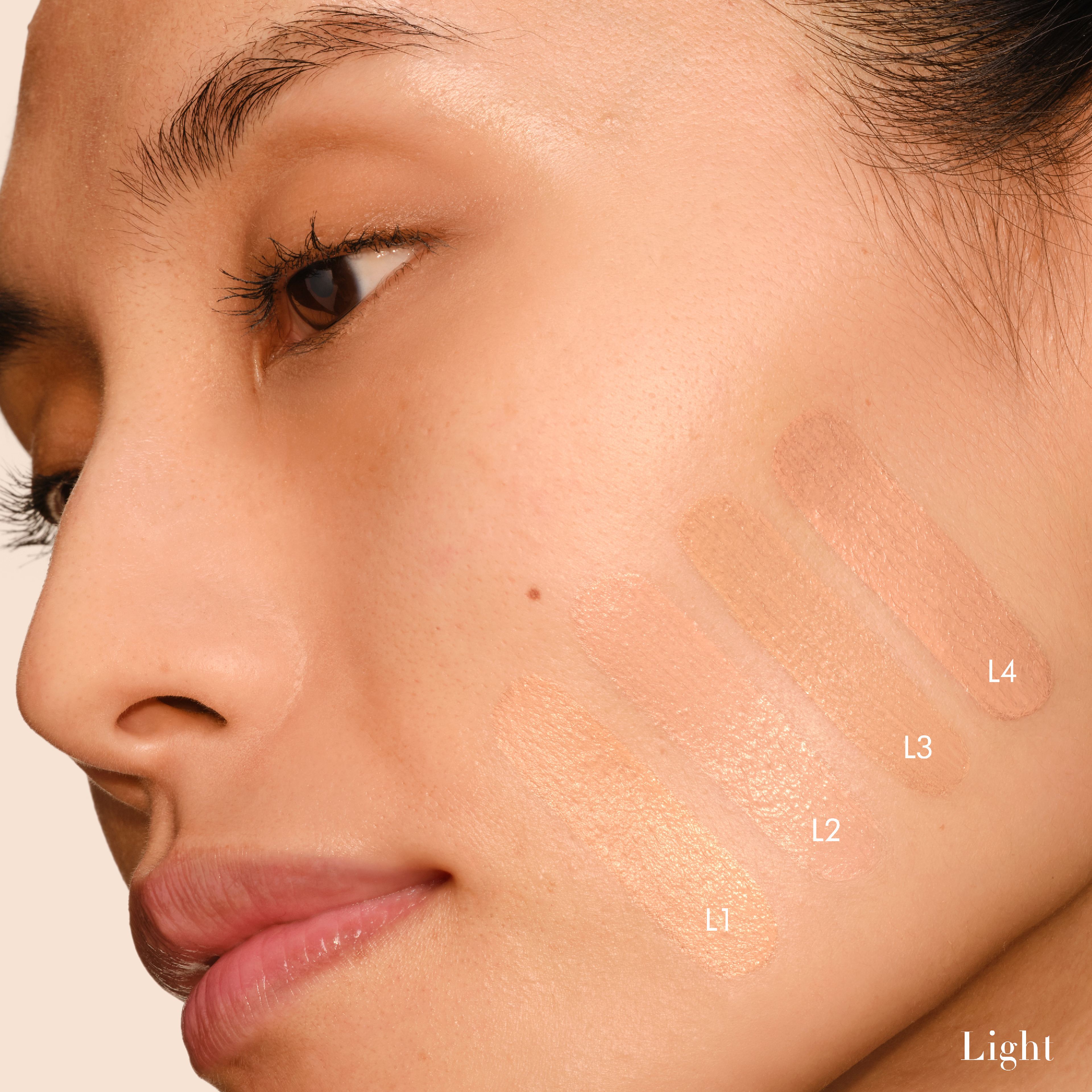Luminous Silk Foundation, från Armani, i färgen L2.