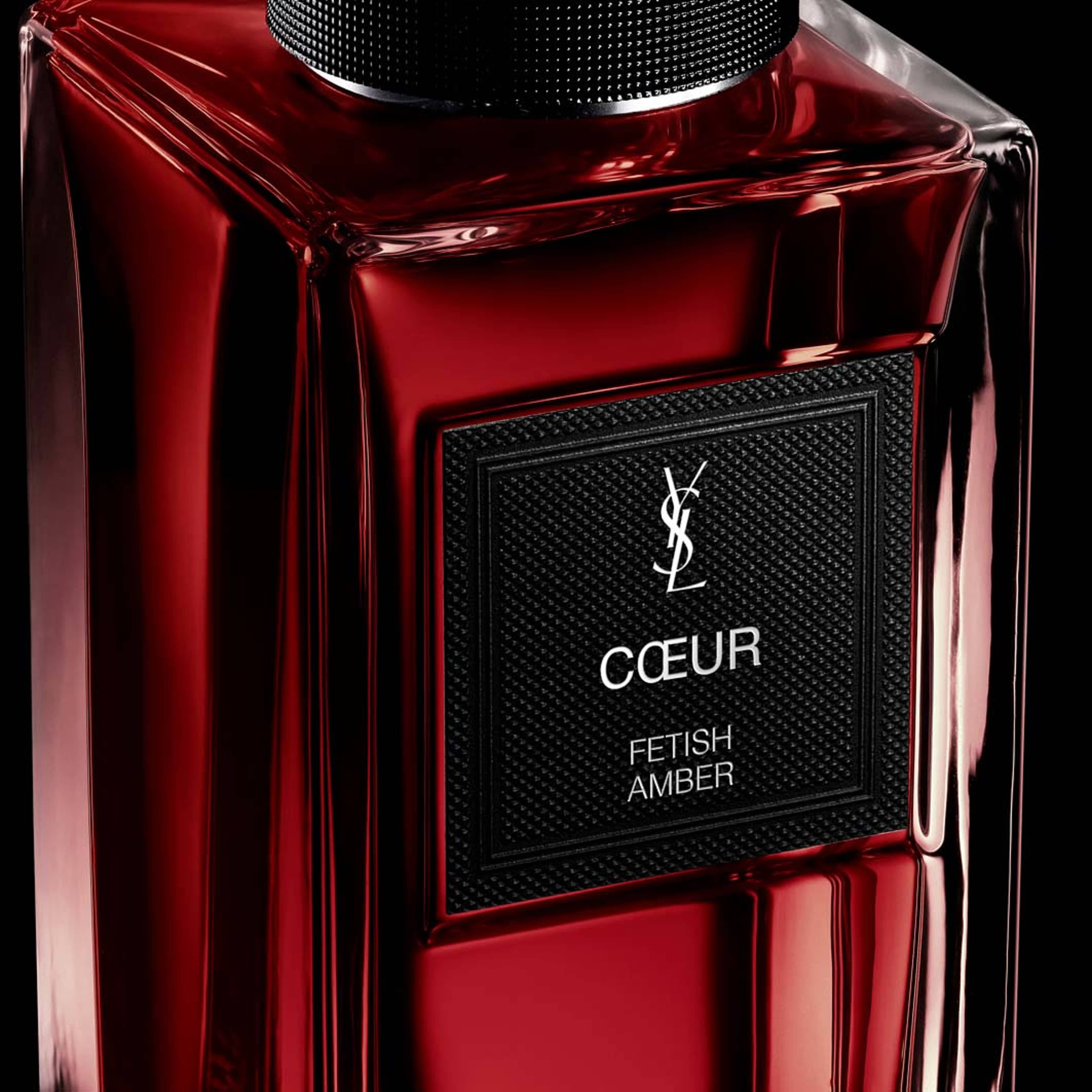 Le Vestiaire des Parfums COEUR Eau de Parfum, från Yves Saint Laurent. Klicka för att öppna bilden i stort format