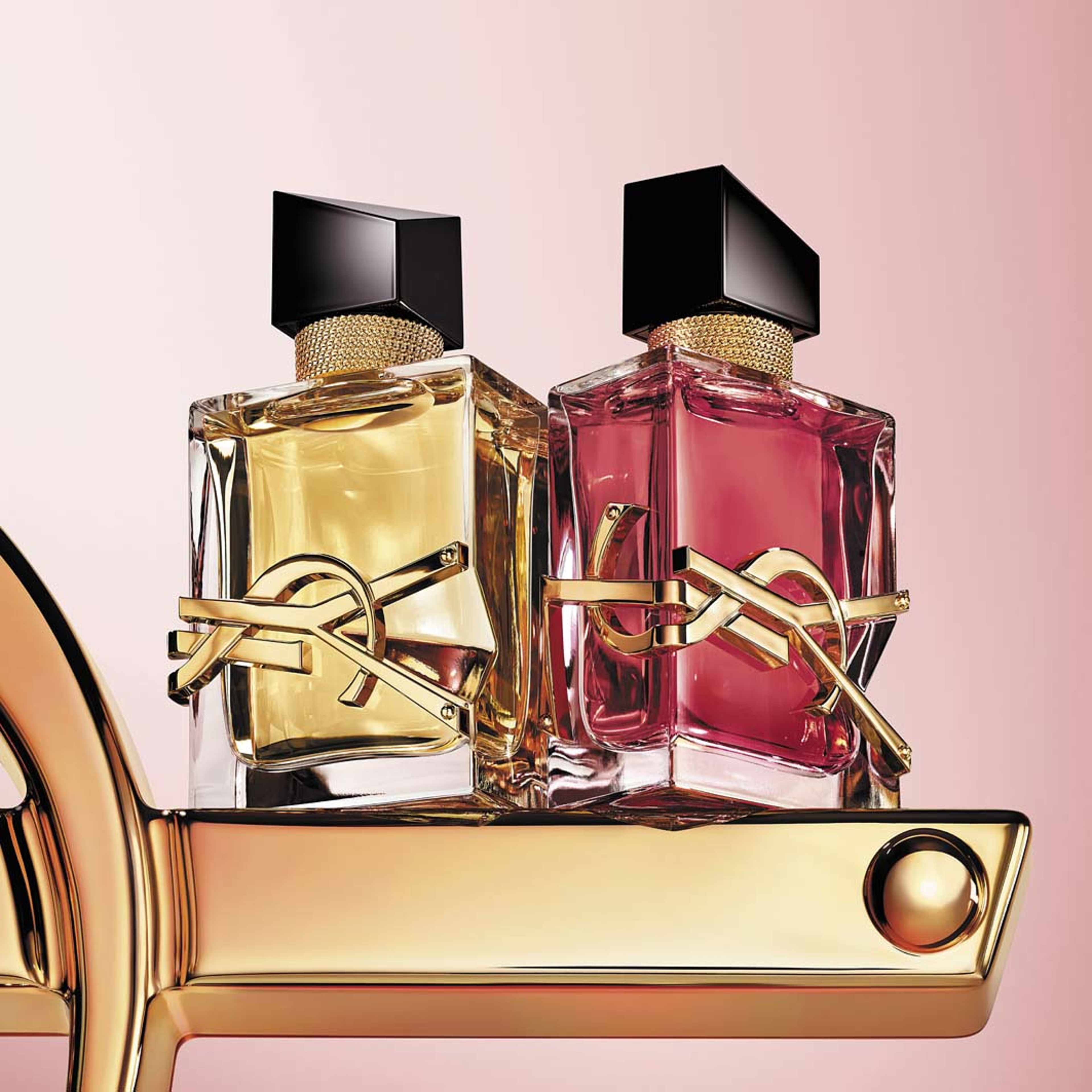 Libre Berry Crush Eau de Parfum, från Yves Saint Laurent. Klicka för att öppna bilden i stort format