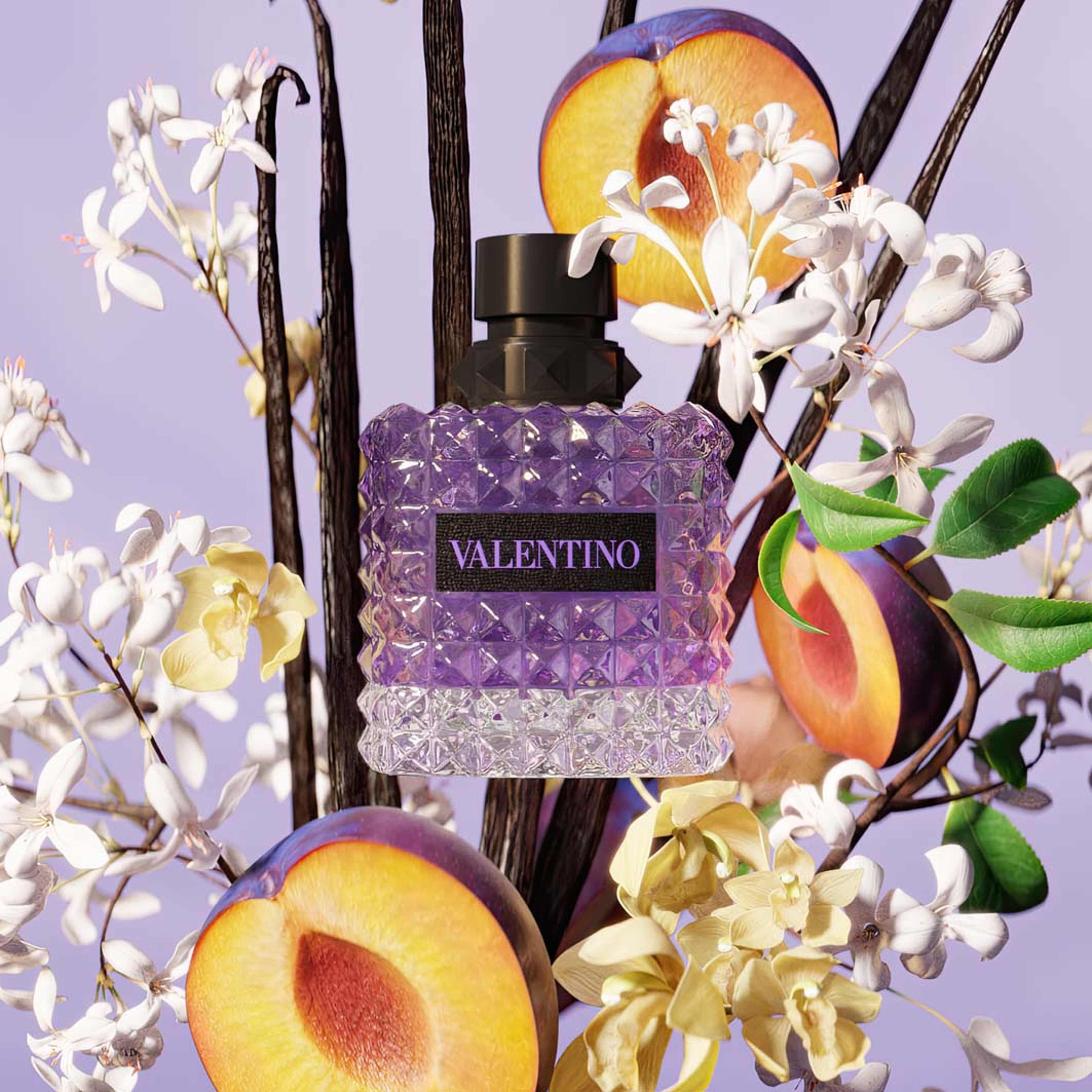 Born In Roma Donna Purple Melancholia Eau De Parfum, från Valentino. Klicka för att öppna bilden i stort format