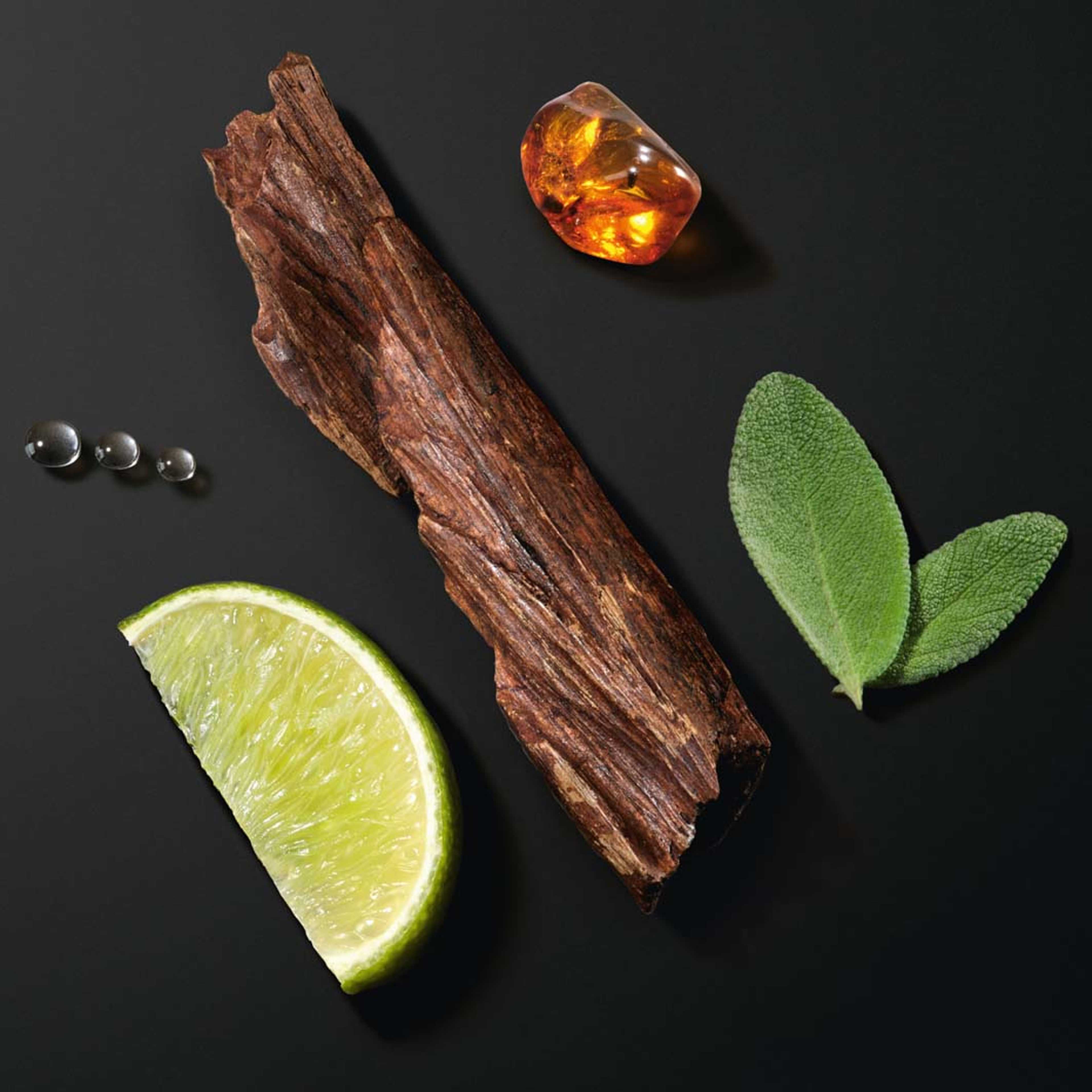 Acqua Di Giò Intense Eau de Parfum, från Armani. Klicka för att öppna bilden i stort format