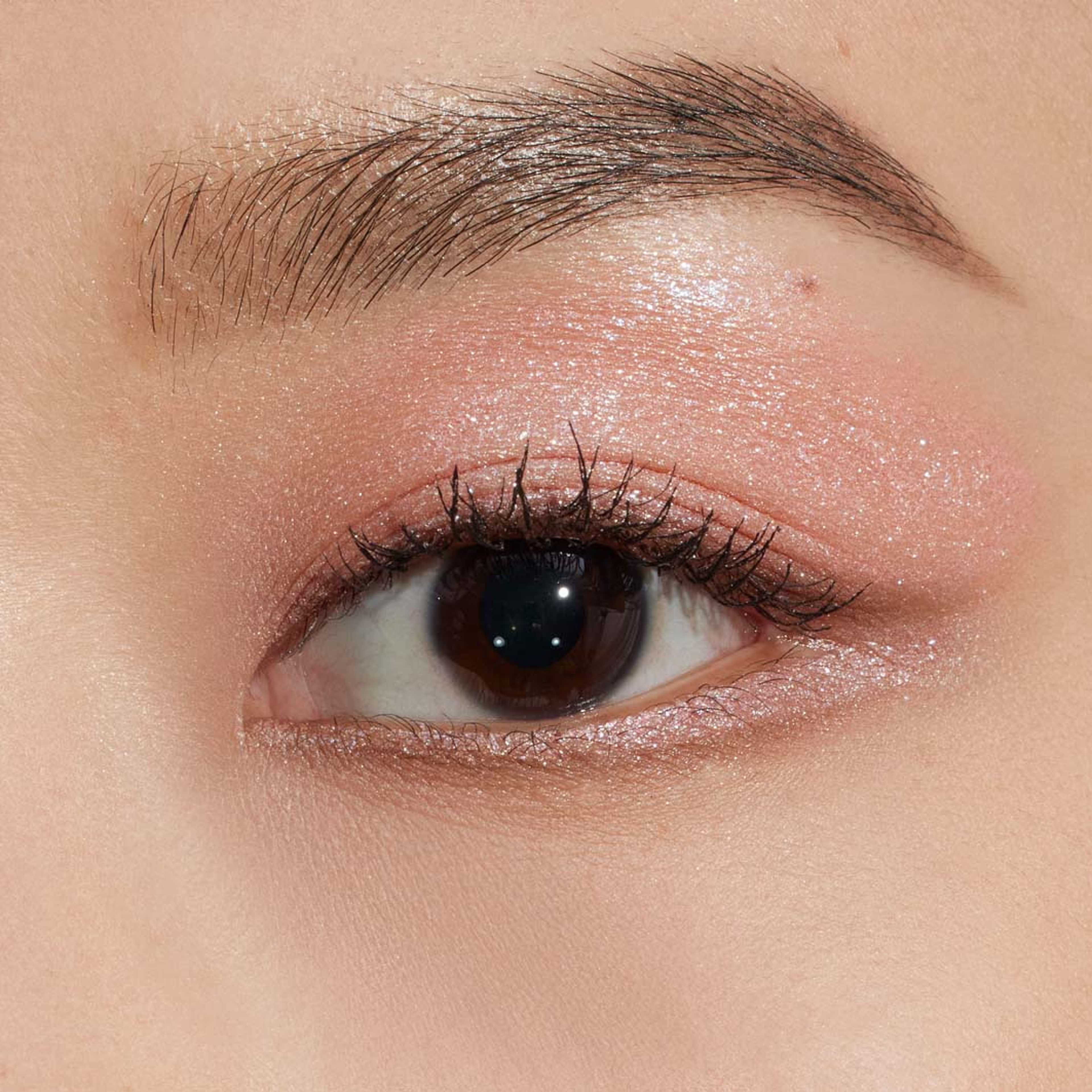 Couture Mini Clutch Palette, från Yves Saint Laurent, i färgen 740. Klicka för att öppna bilden i stort format