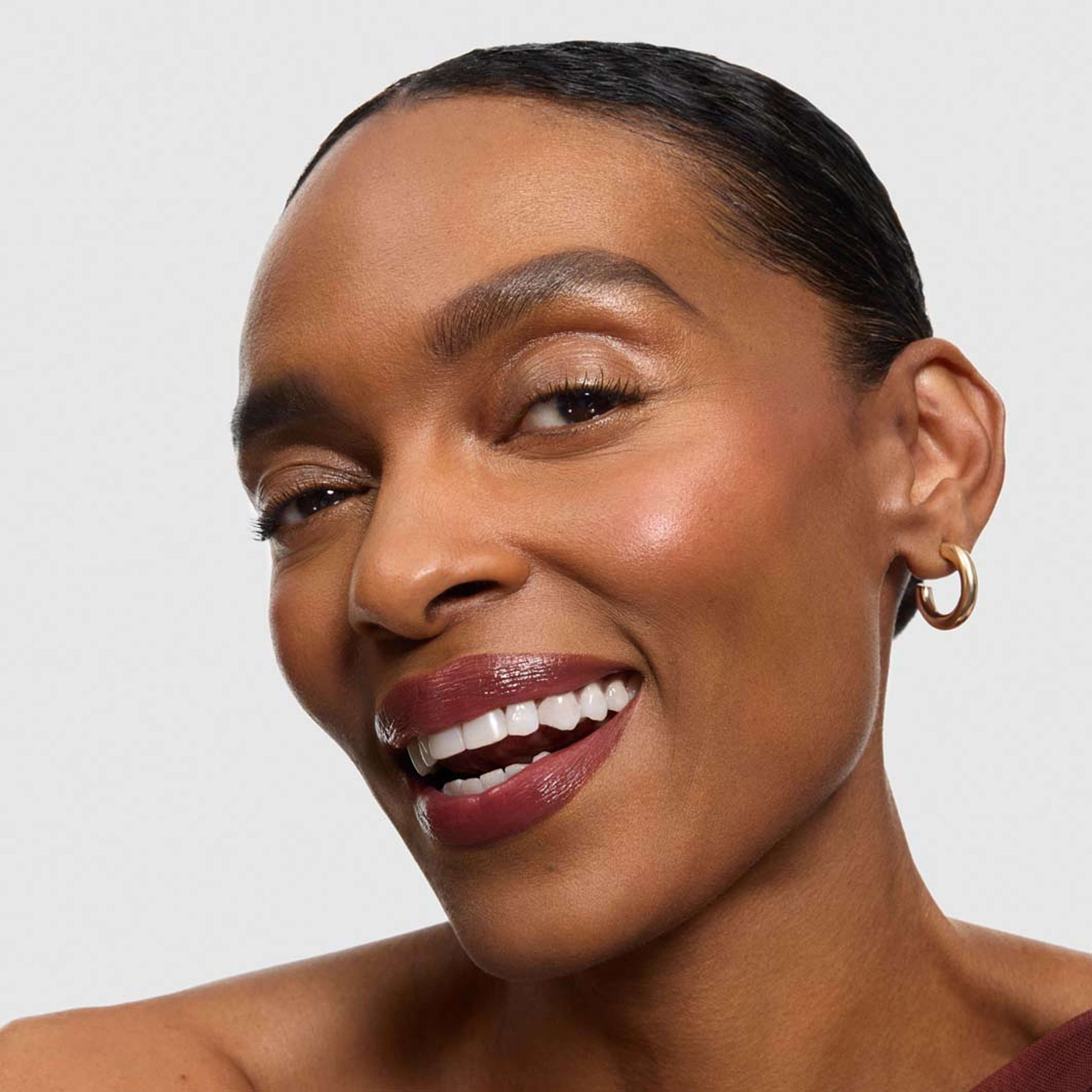 Lip Idôle Butterglow Lip Balm, från Lancôme, i färgen 52. Klicka för att öppna bilden i stort format