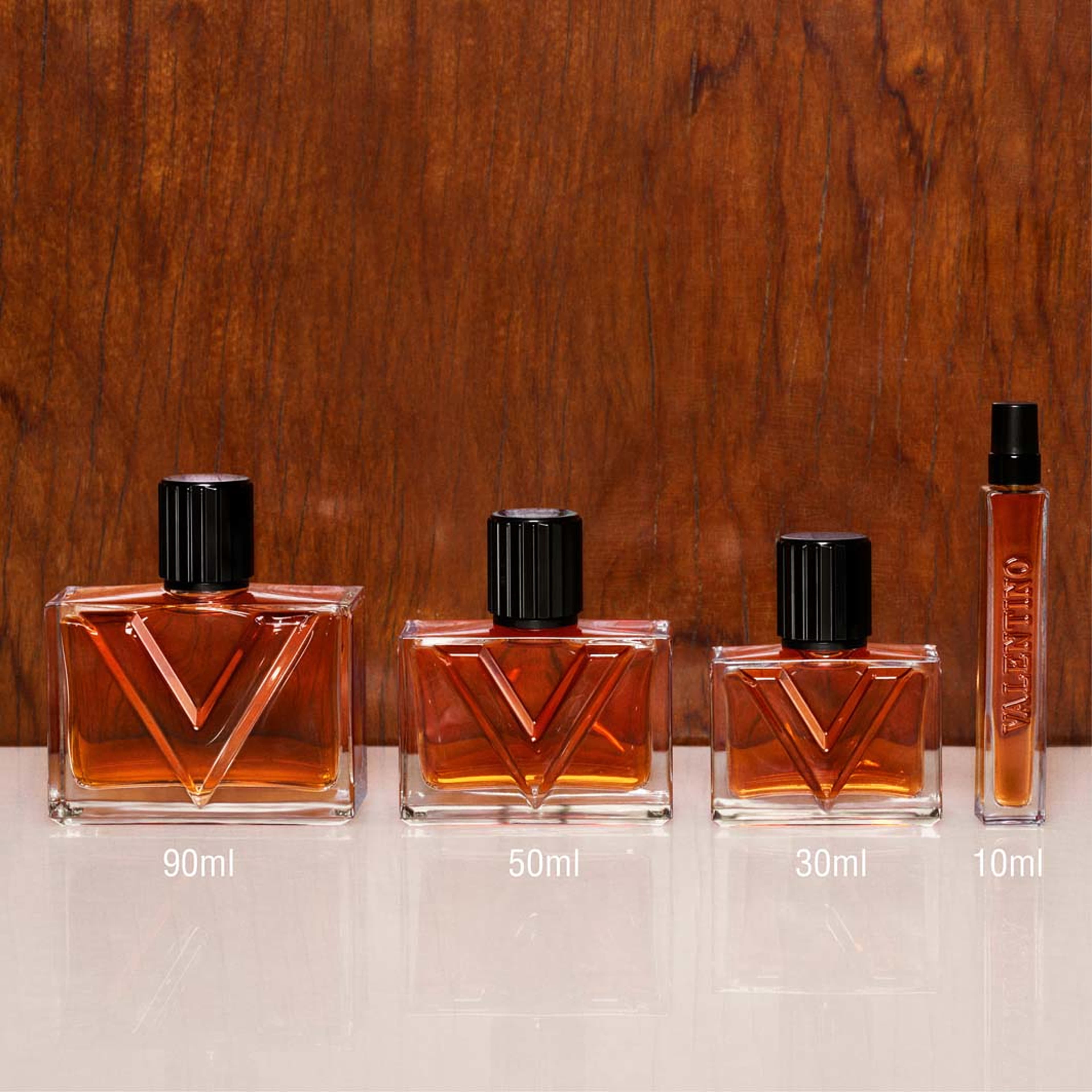 Vendetta Uomo Eau de Parfum, från Valentino. Klicka för att öppna bilden i stort format