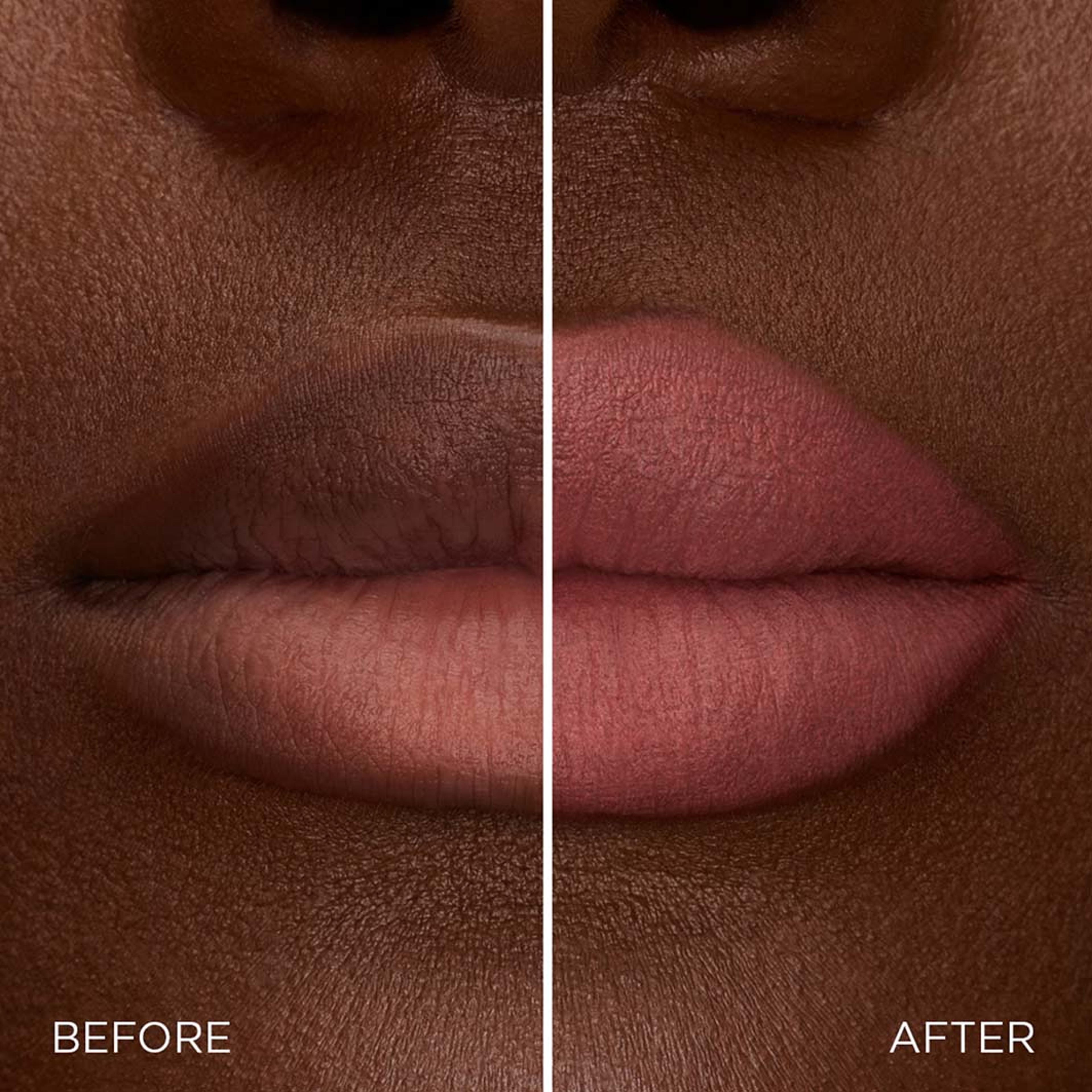Lip Idôle CuddleBlur™, från Lancôme, i färgen Fg21. Klicka för att öppna bilden i stort format