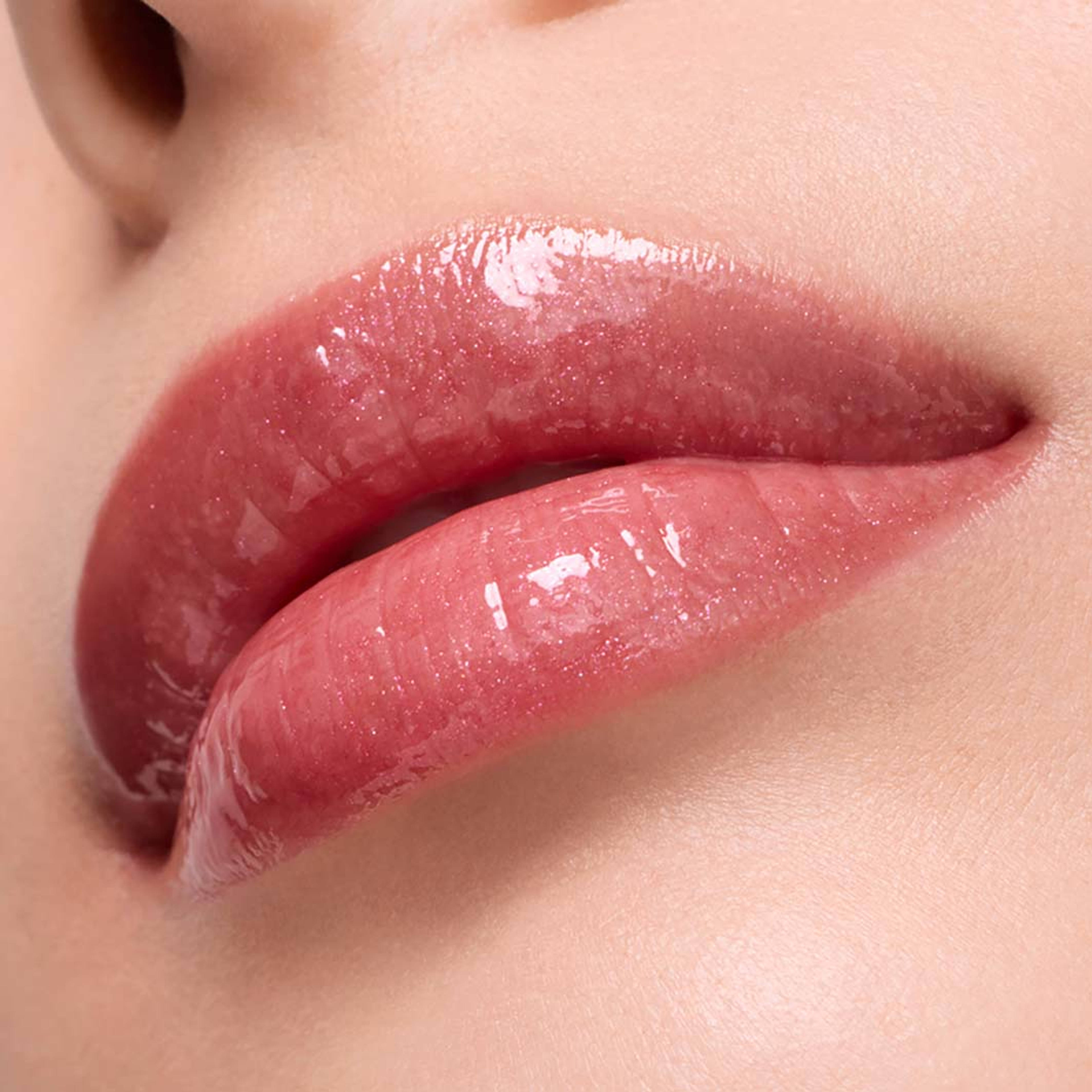 Lip Idôle Juicytreat Limited Edition, från Lancôme, i färgen 060. Klicka för att öppna bilden i stort format