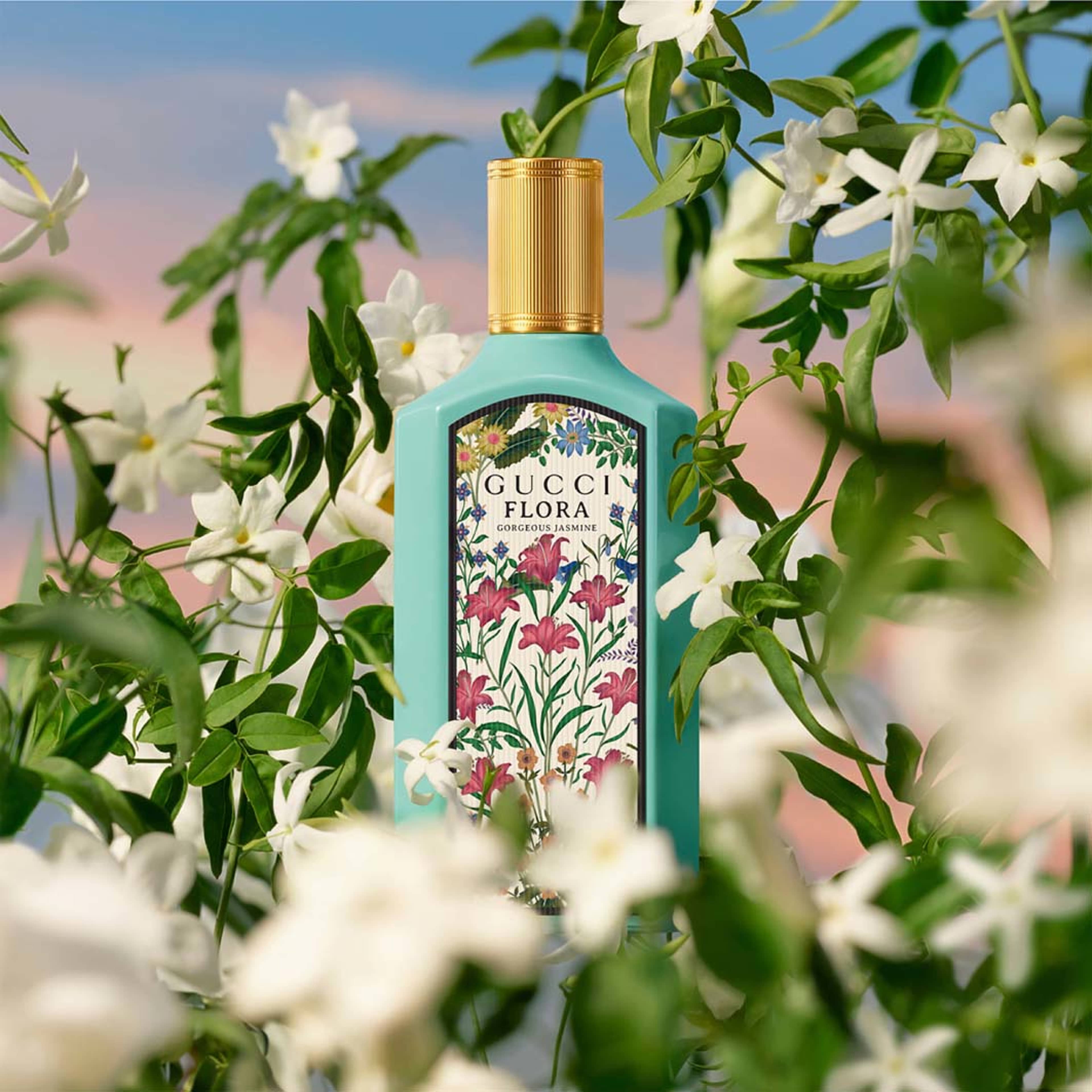 Flora Gorgeous Jasmine Eau de Parfum, från Gucci. Klicka för att öppna bilden i stort format