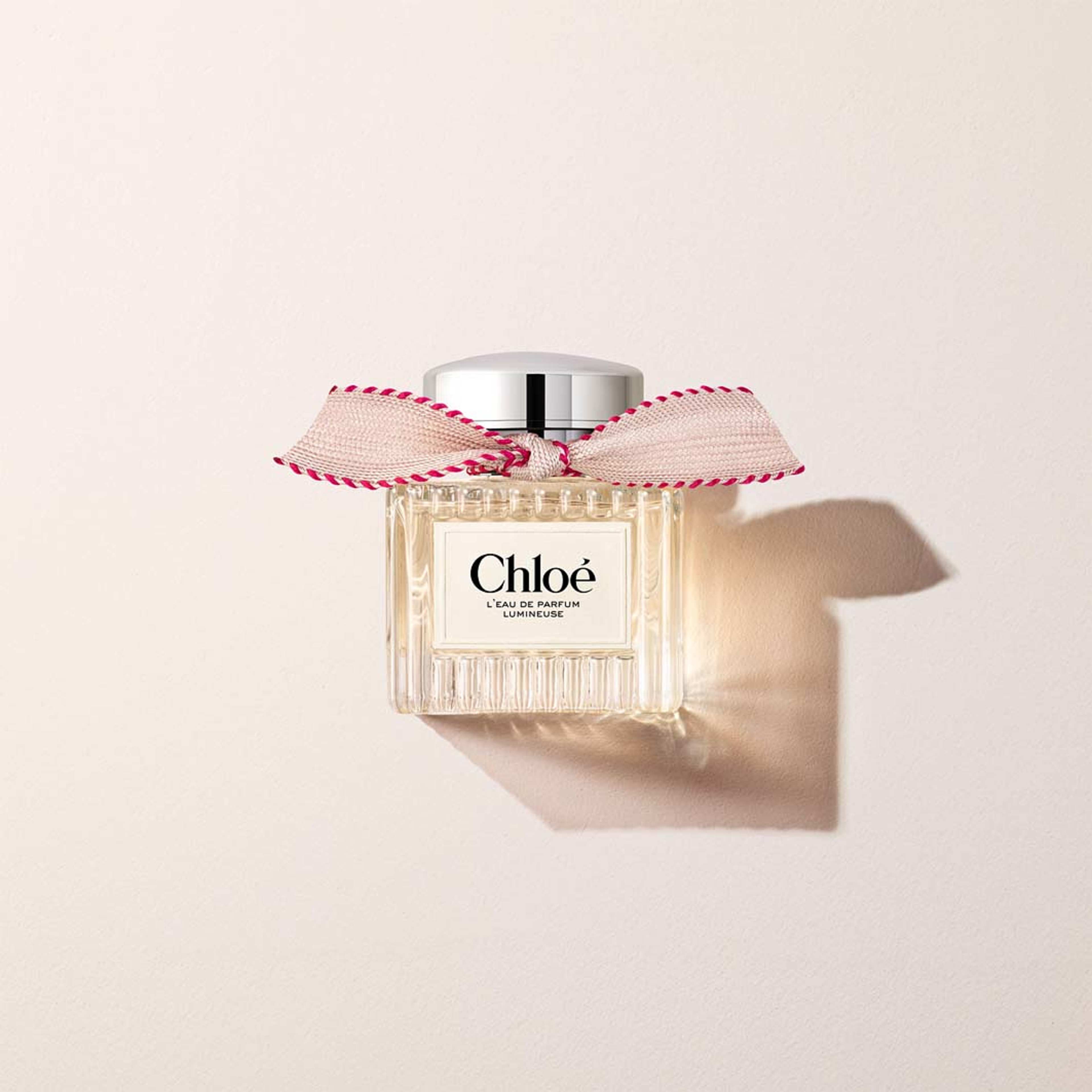 Lumineuse Eau de Parfum, från Chloé. Klicka för att öppna bilden i stort format