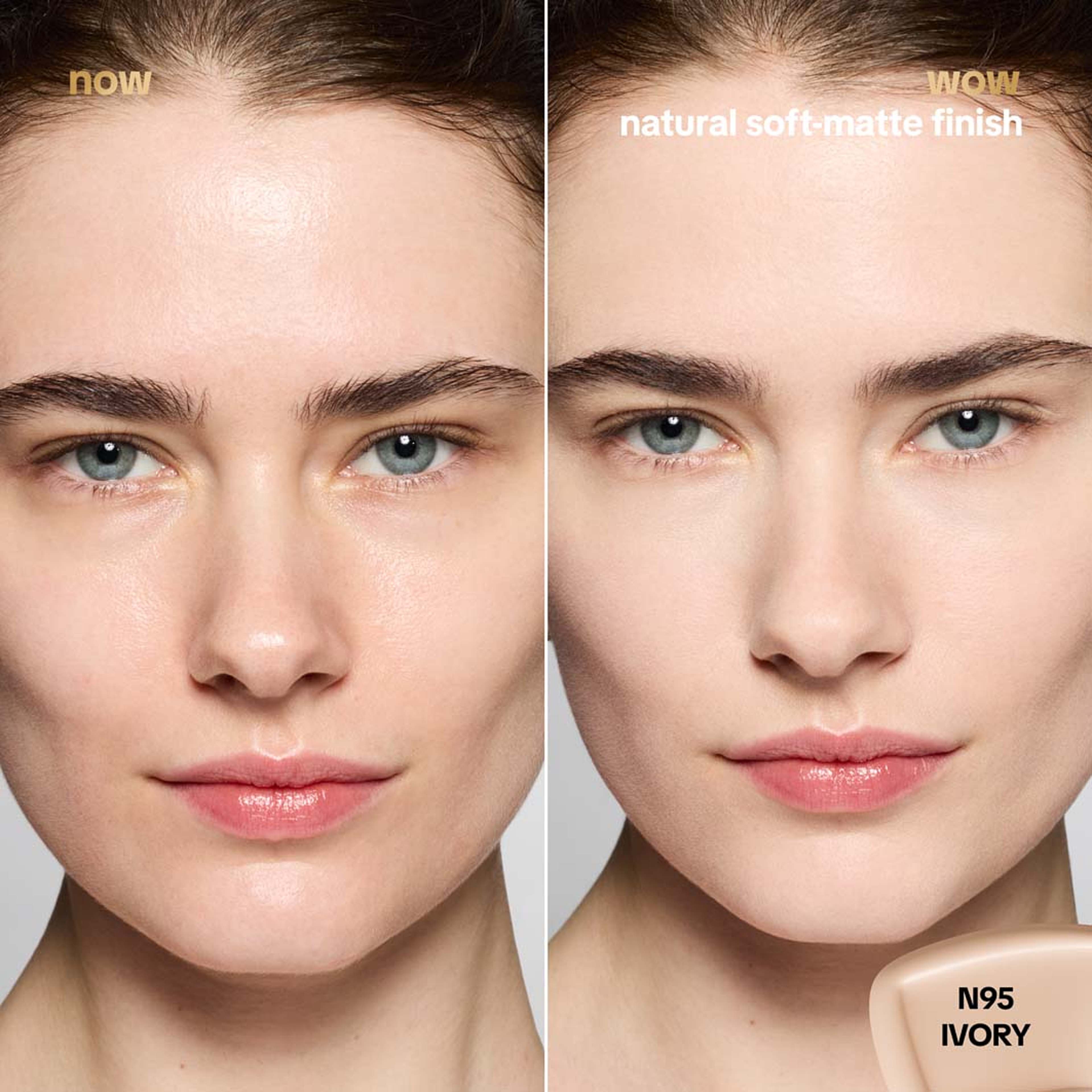 Facefinity Lasting Blur Foundation, från Max Factor, i färgen Ivory. Klicka för att öppna bilden i stort format