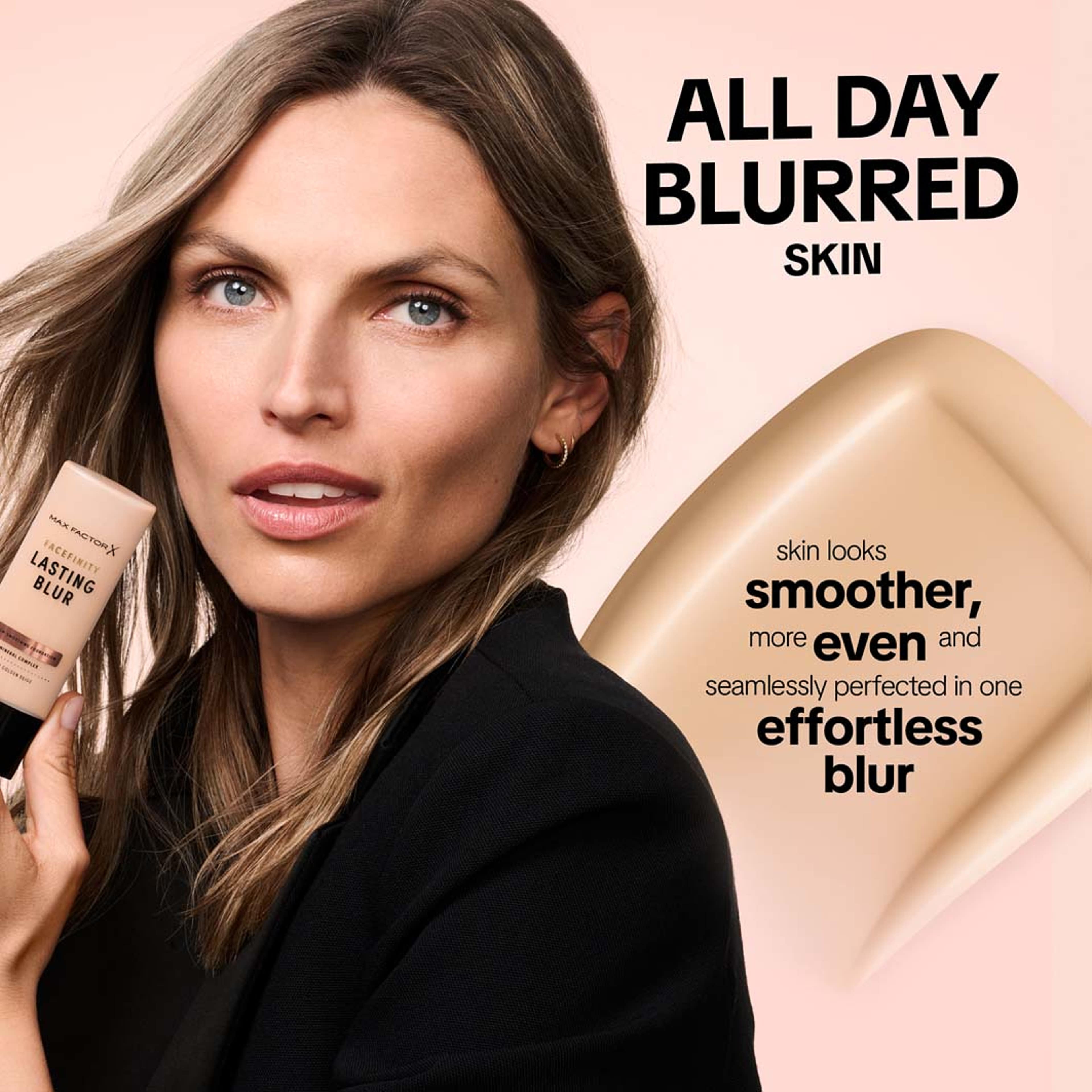 Facefinity Lasting Blur Foundation, från Max Factor, i färgen Ivory. Klicka för att öppna bilden i stort format