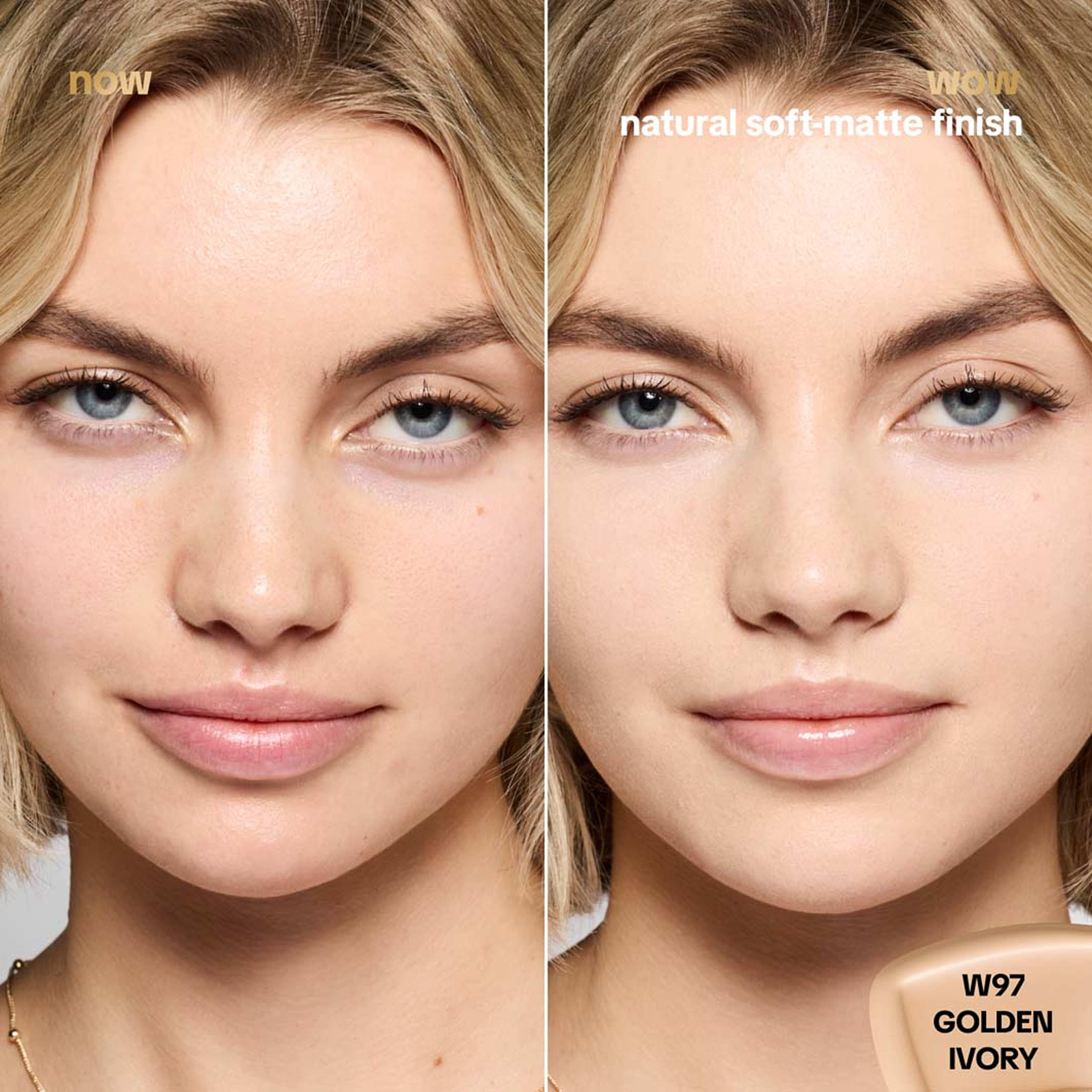Facefinity Lasting Blur Foundation, från Max Factor, i färgen Golden Ivory. Klicka för att öppna bilden i stort format