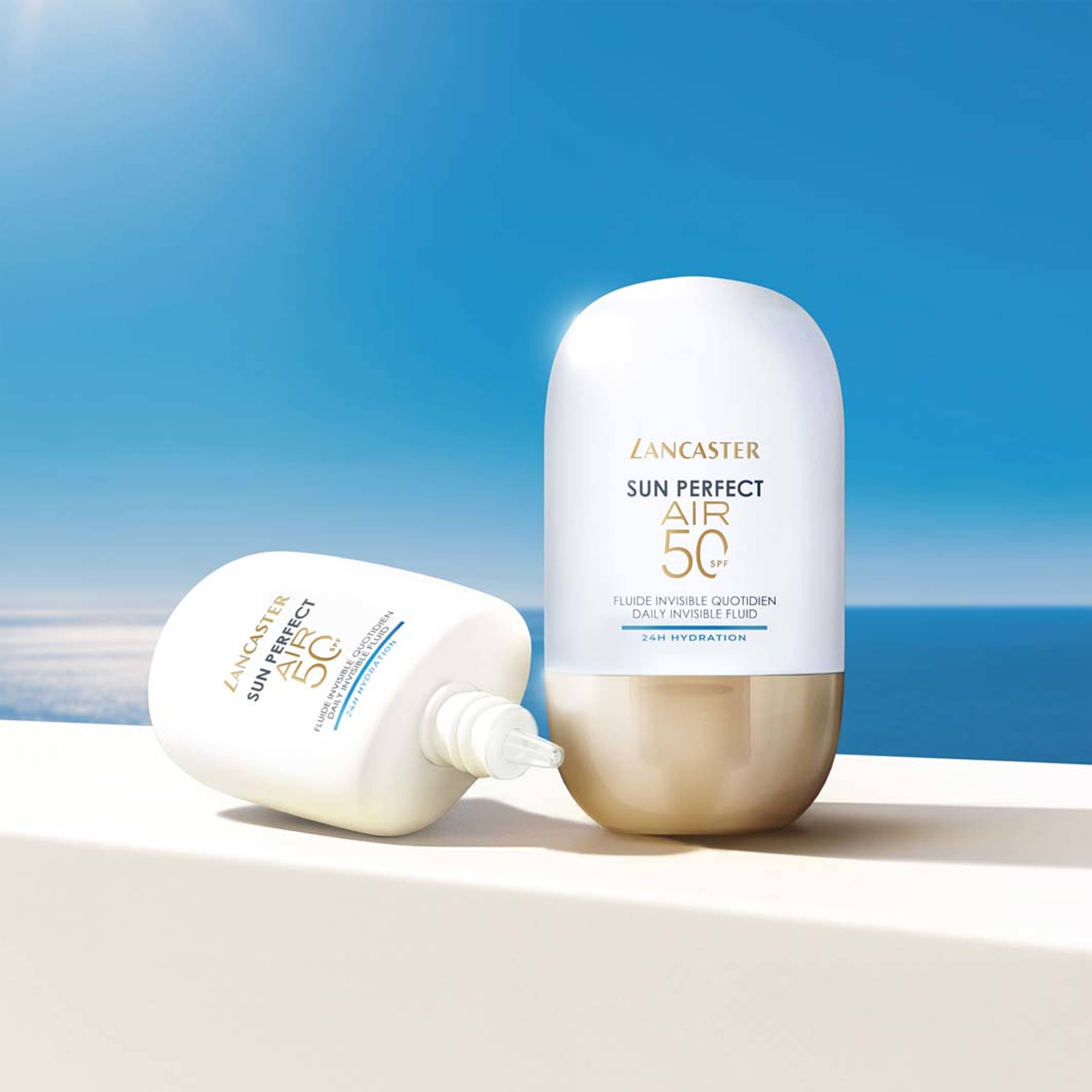 Sun Perfect Air Daily Invisible Fluid 24H Hydration SPF50, från Lancaster. Klicka för att öppna bilden i stort format