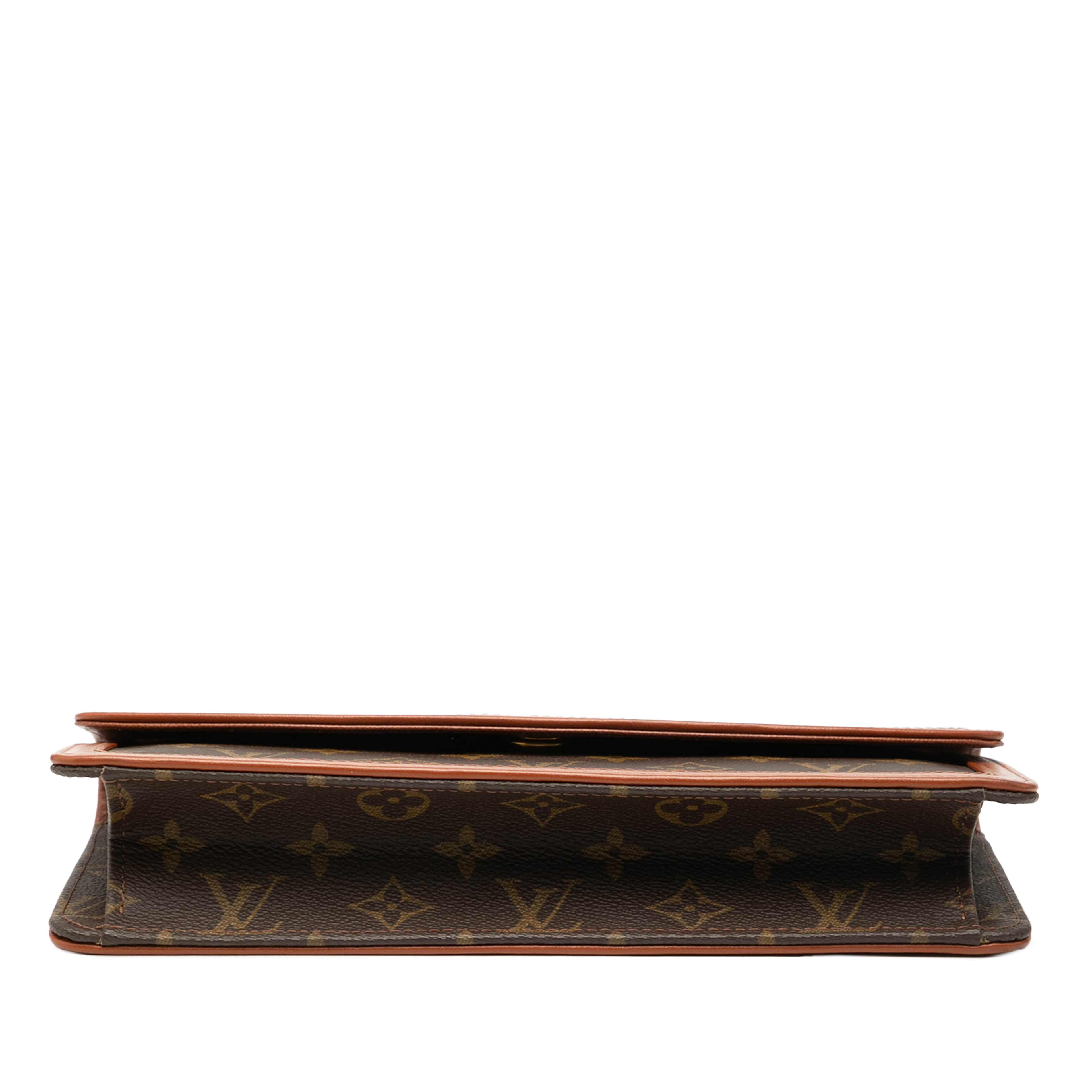 Louis Vuitton Monogram Pochette Dame Pm, från Luxclusif, i färgen brown. Klicka för att öppna bilden i stort format