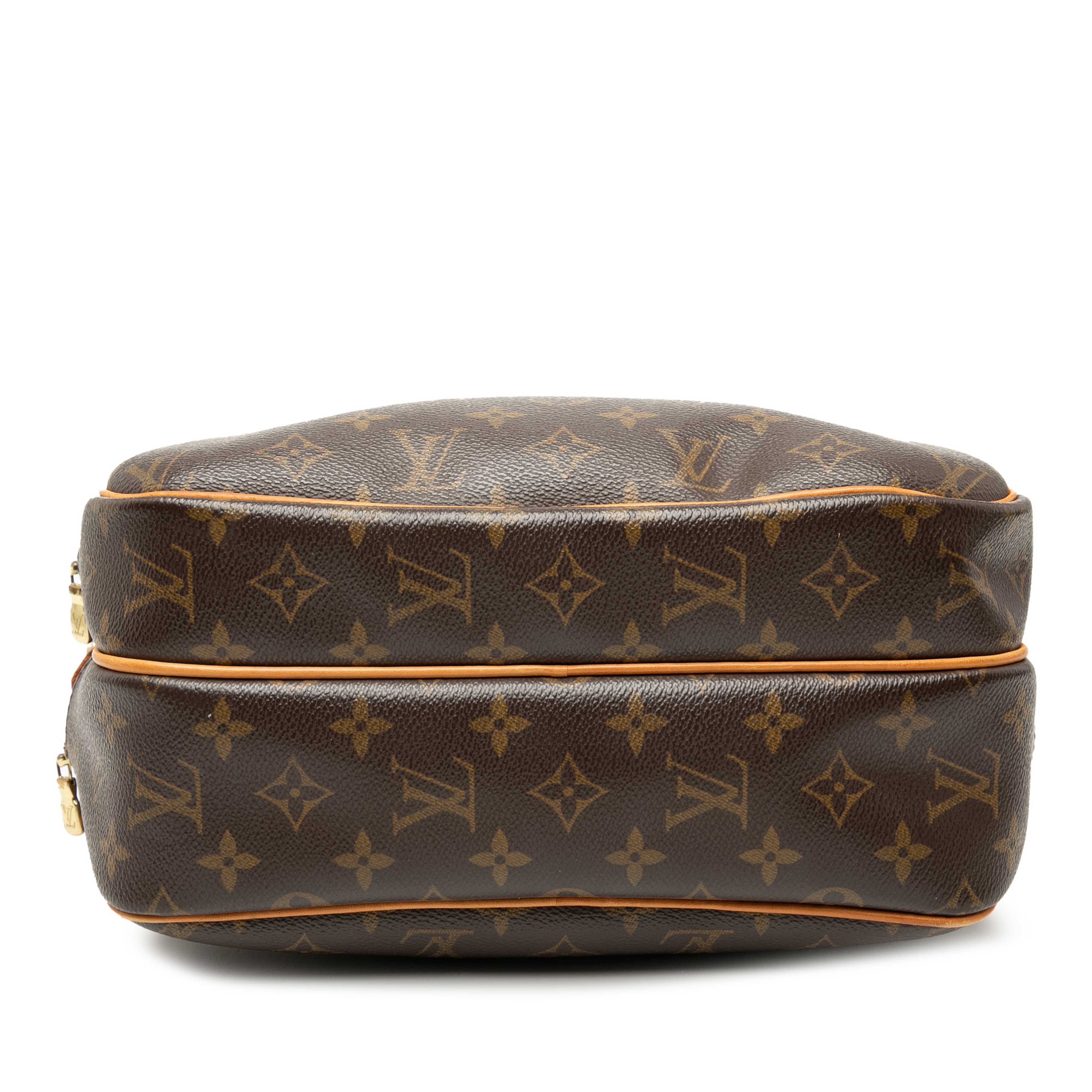Louis Vuitton Monogram Reporter Pm, från Luxclusif, i färgen brun. Klicka för att öppna bilden i stort format