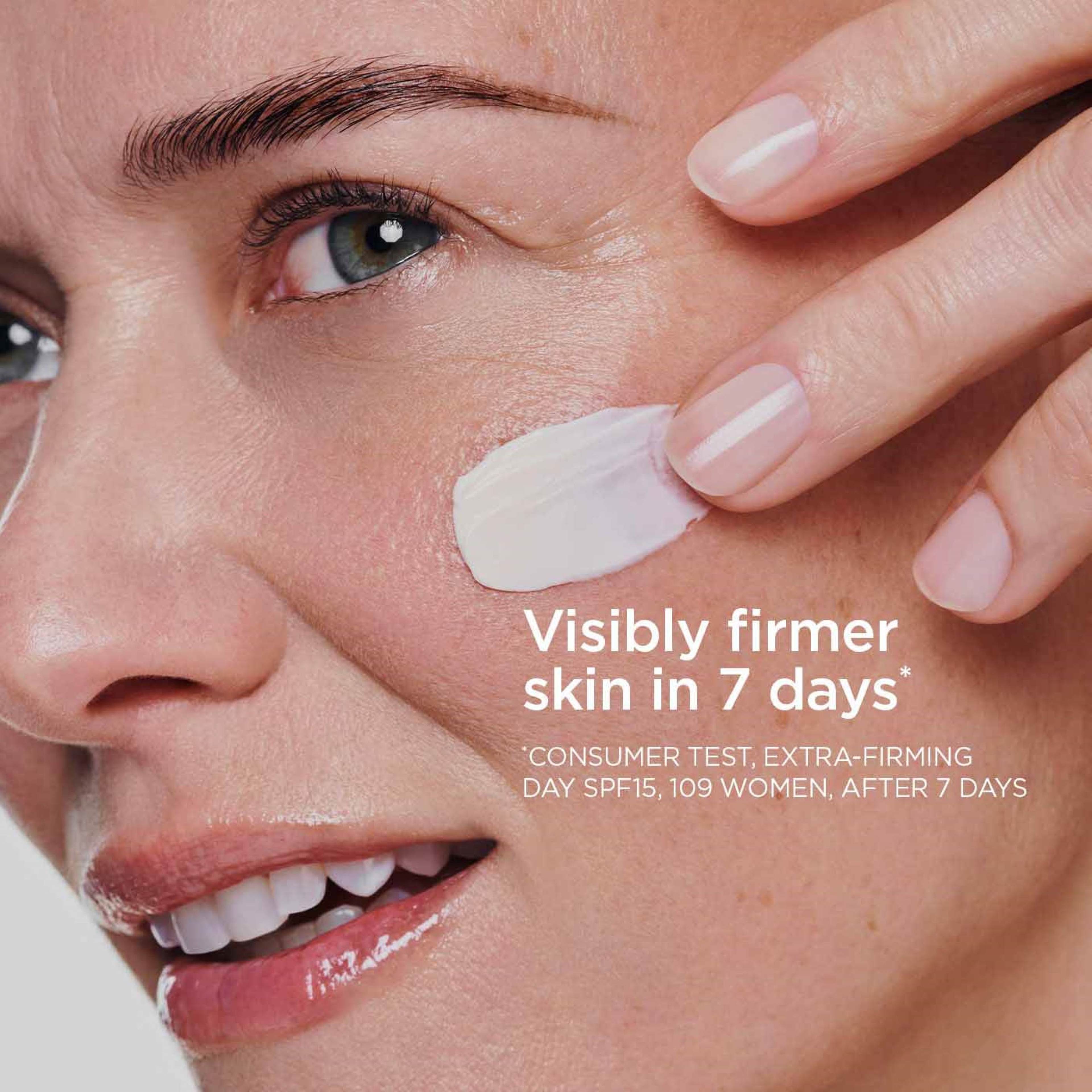Extra-Firming Jour Lift effect, wrinkle-smoothing day cream All skin types SPF15